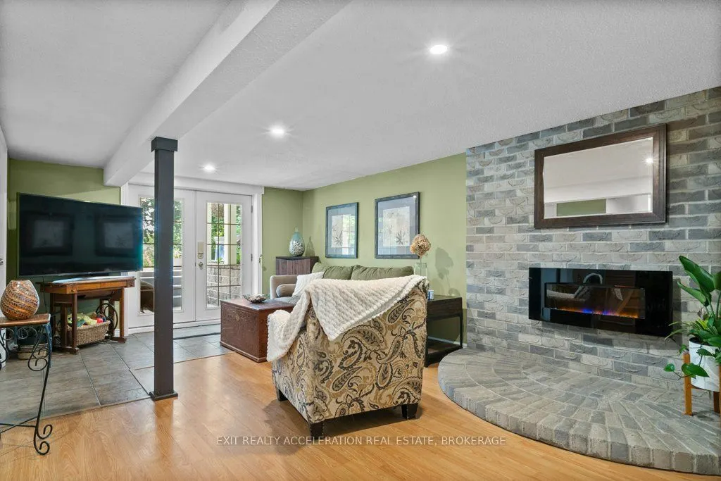 35 Riverview Drive
