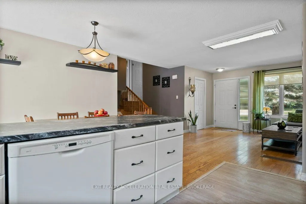 35 Riverview Drive