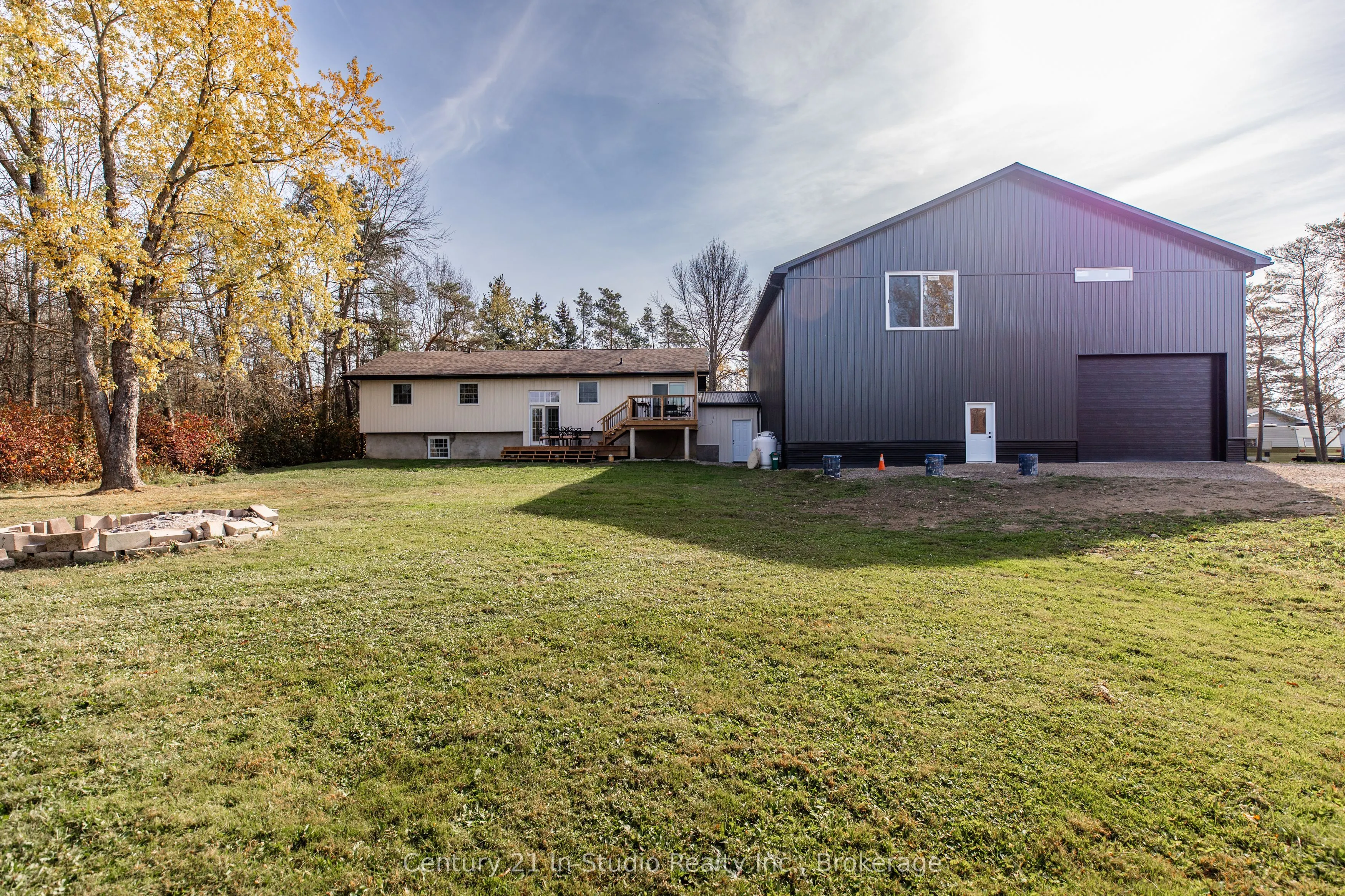9 Maple Drive