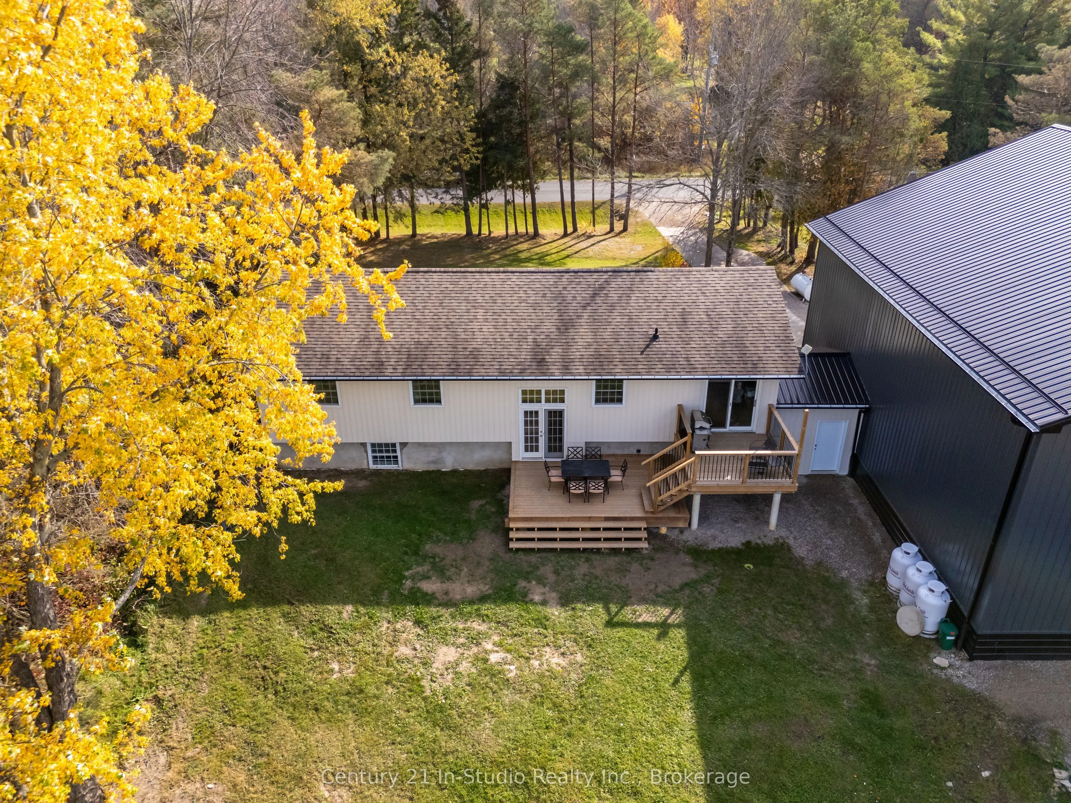 9 Maple Drive