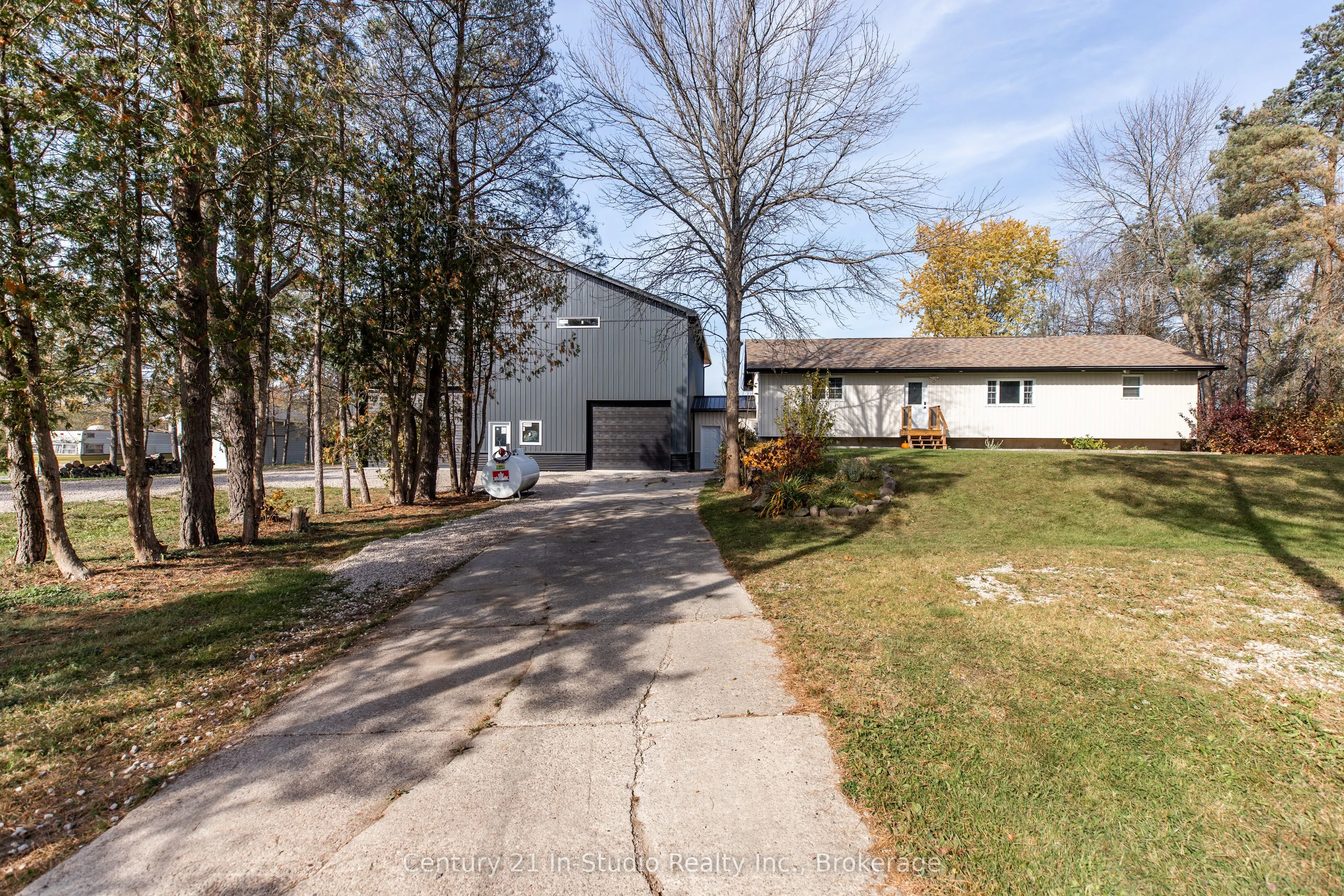 9 Maple Drive