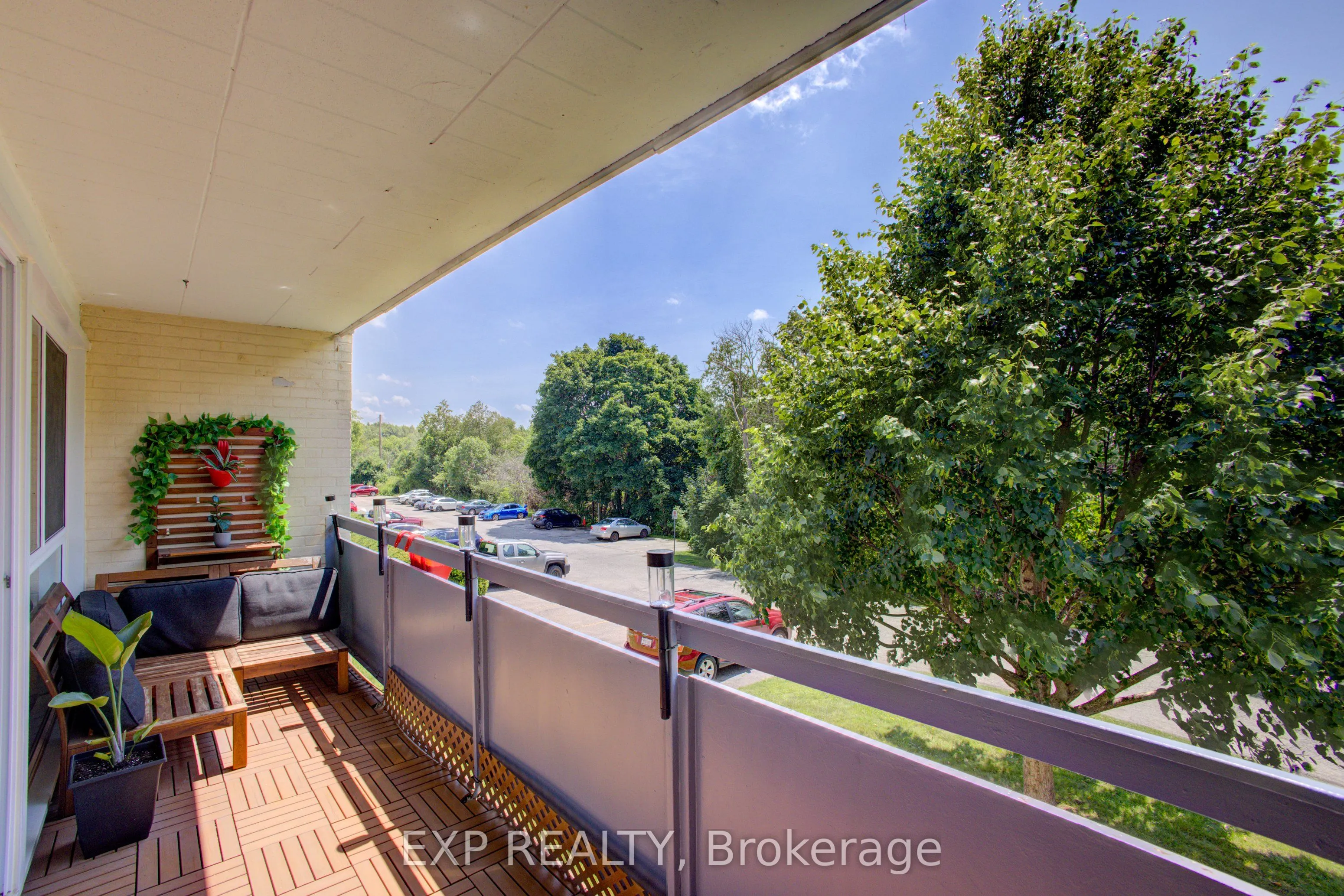 91 Conroy Crescent, #202