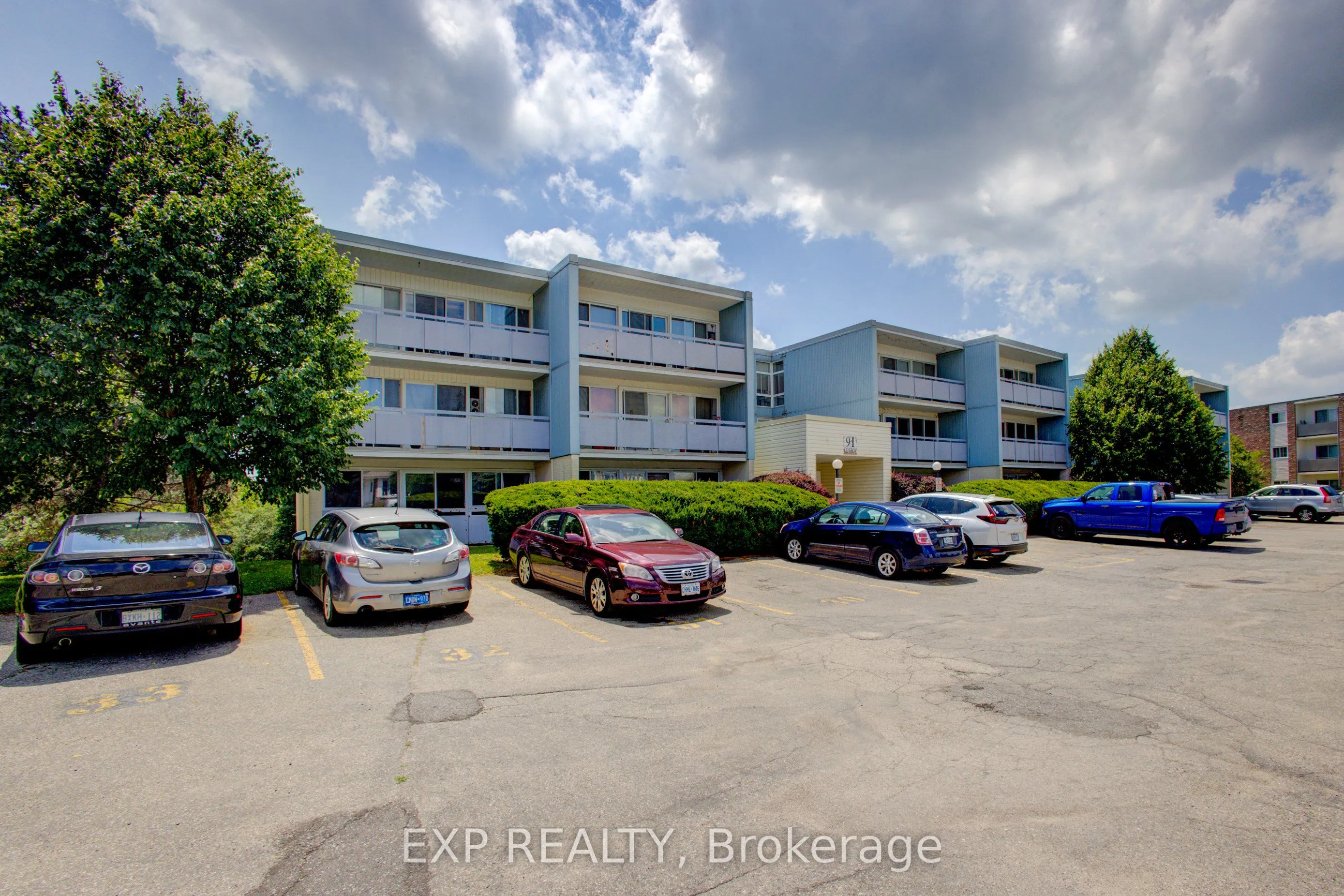 91 Conroy Crescent, #202