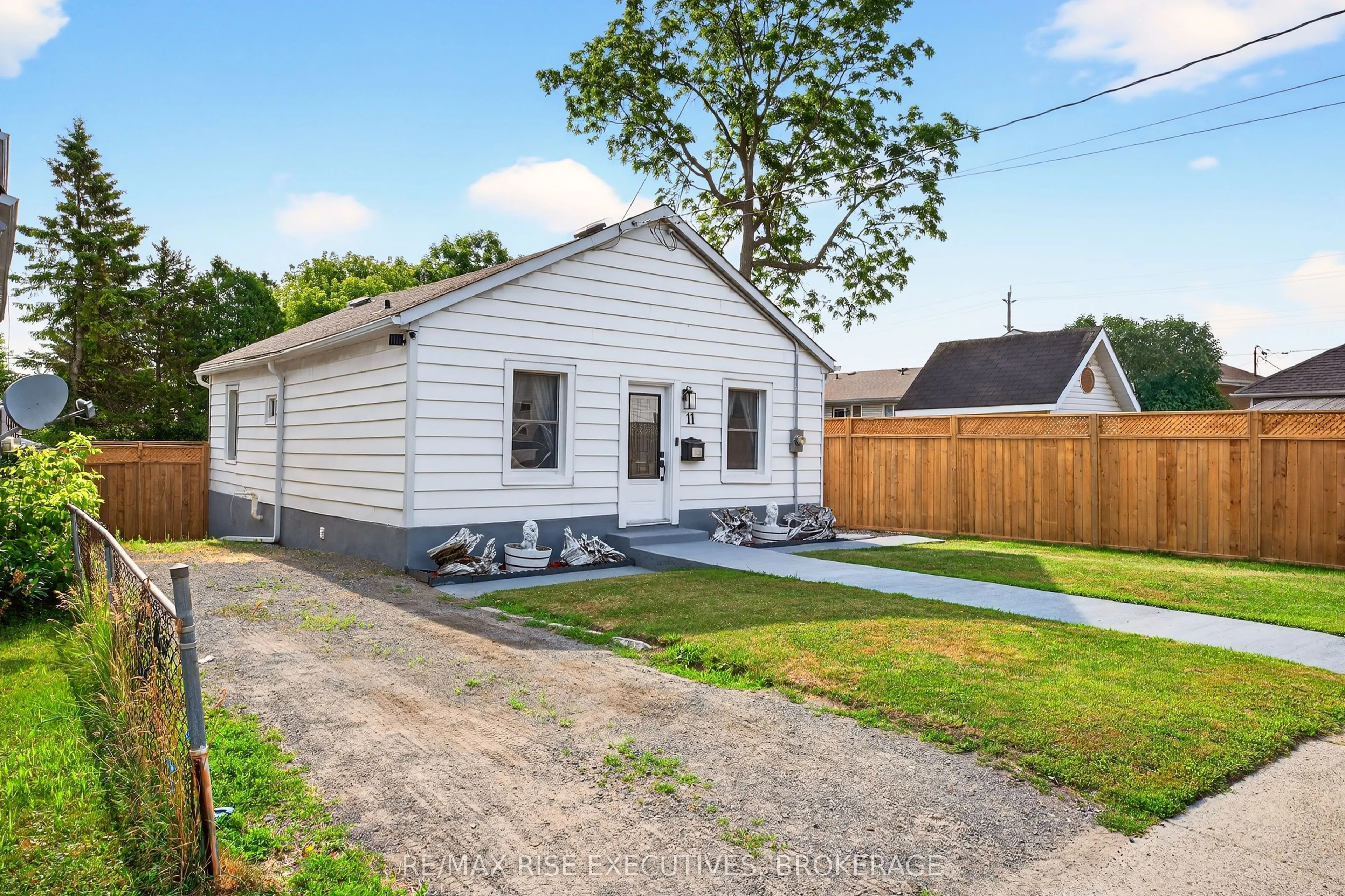 11 Kingscourt Avenue