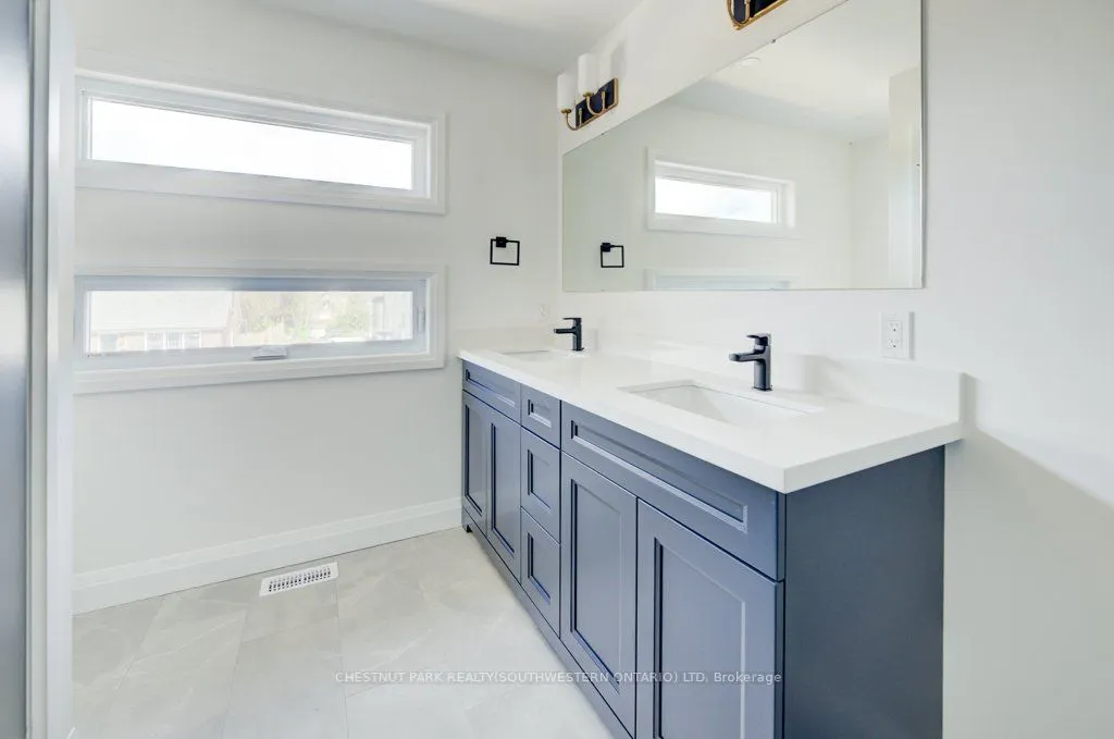 575 Guelph Street