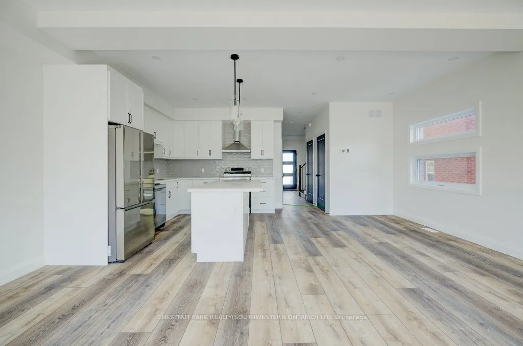 575 Guelph Street