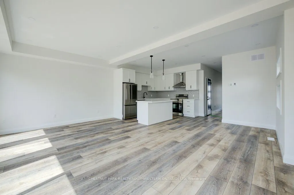 575 Guelph Street