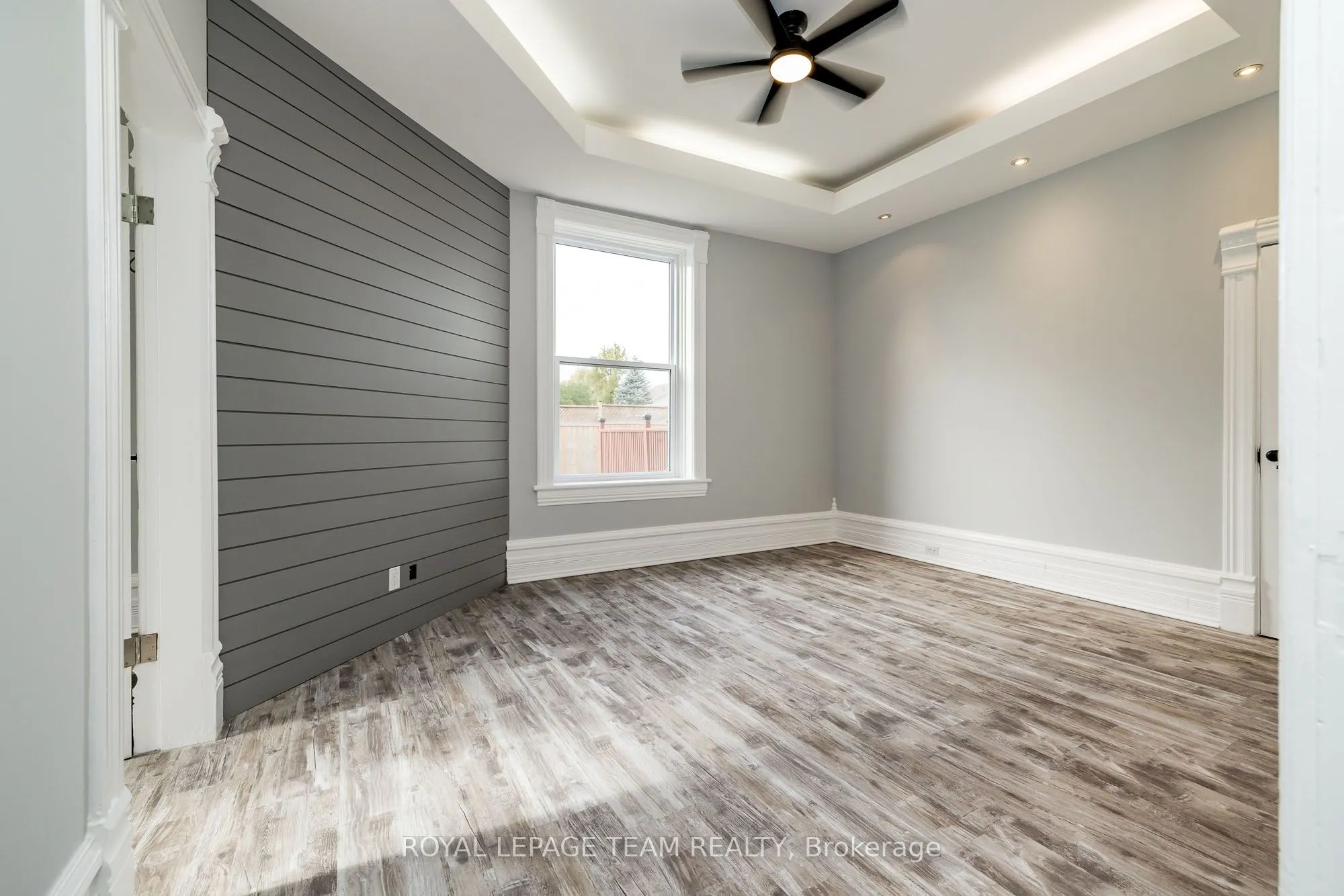294 DUMBRILLE Street