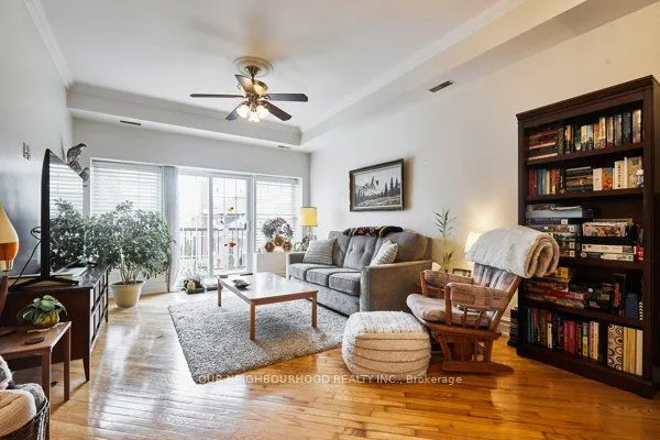 79 King Street W, #202