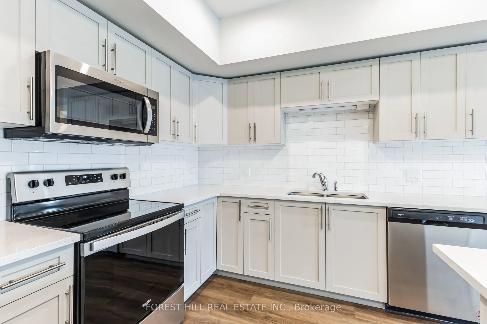 120 Summersides Boulevard, #205