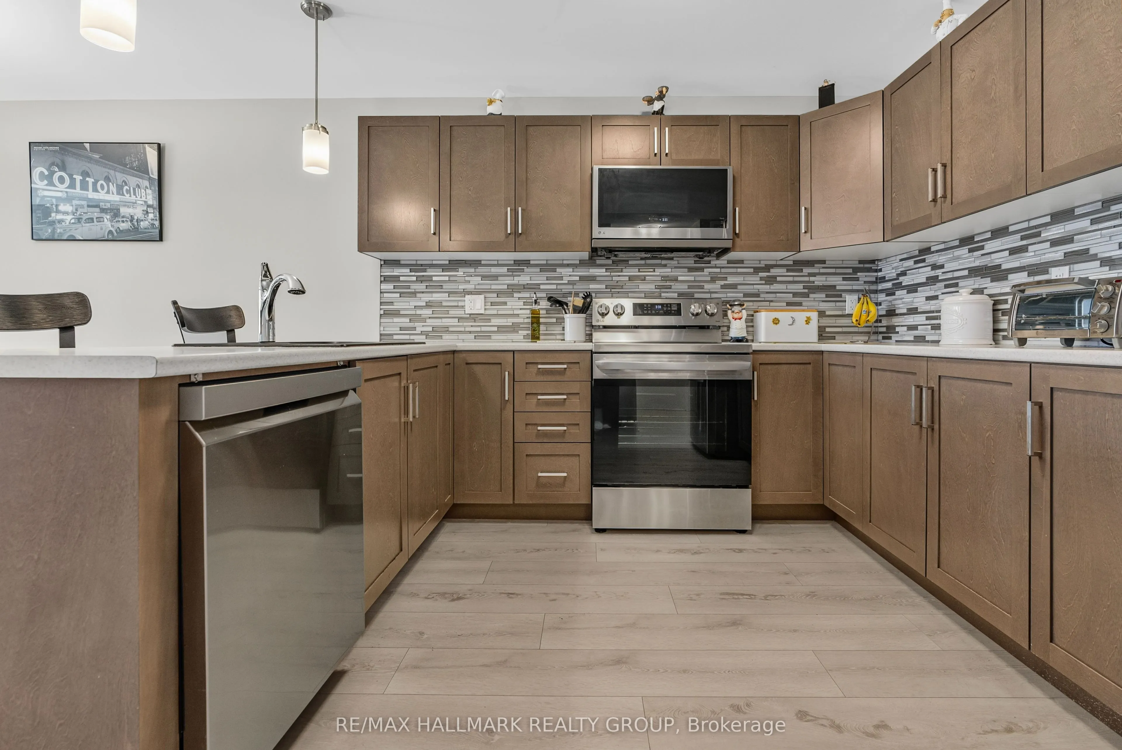 92 Seabert Drive
