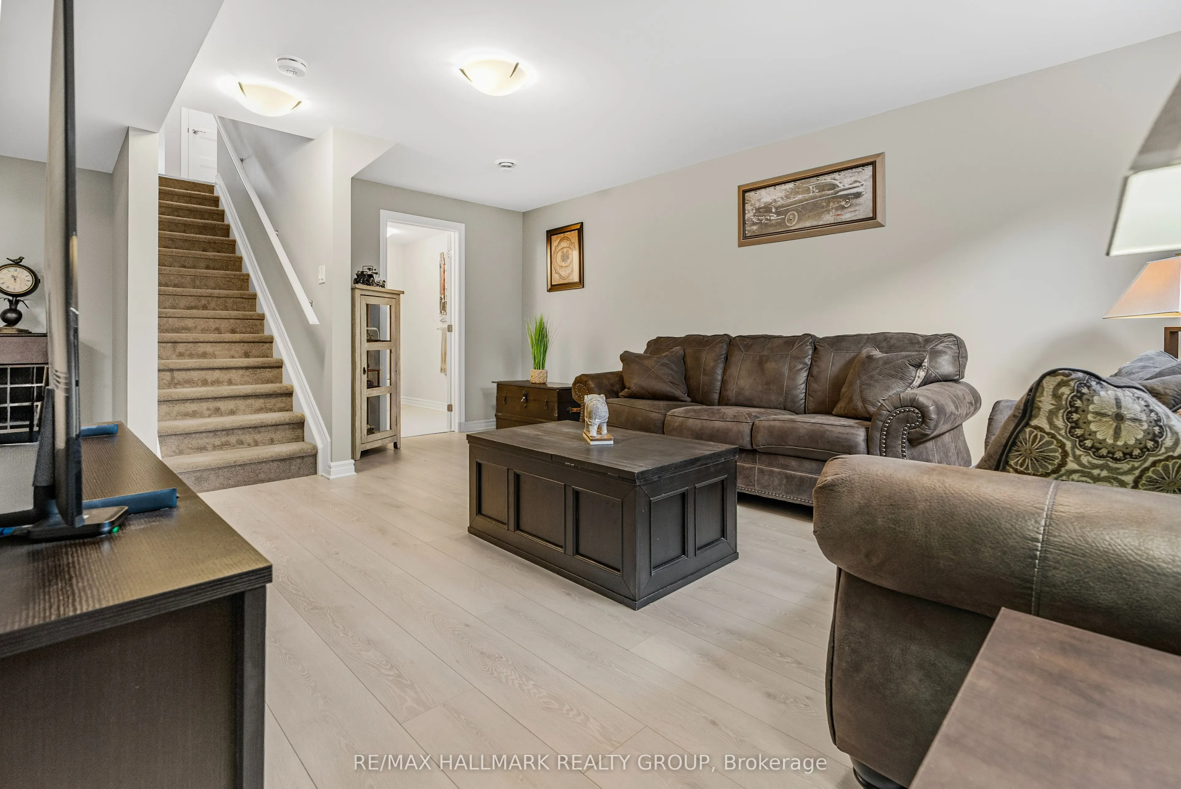 92 Seabert Drive
