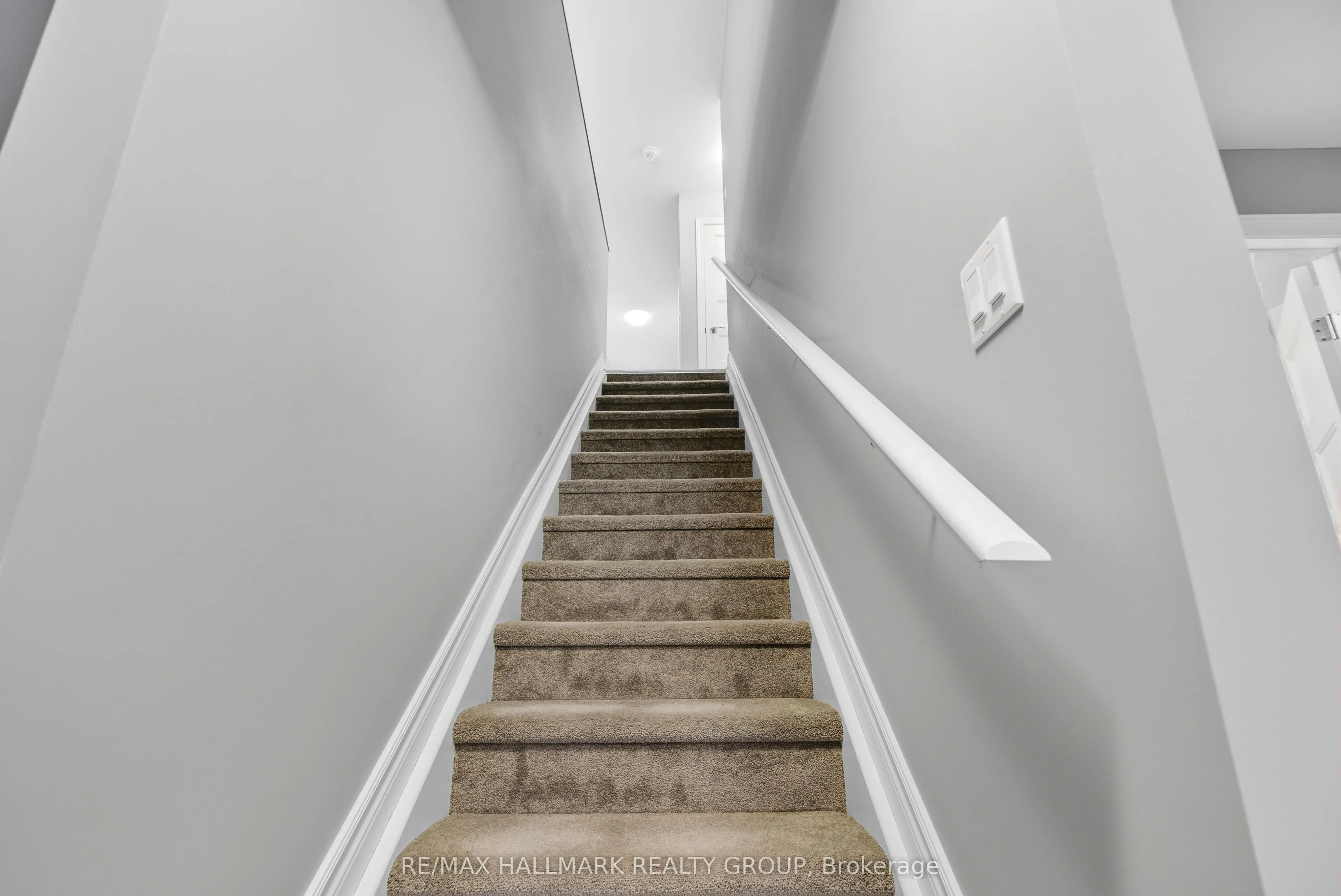 92 Seabert Drive