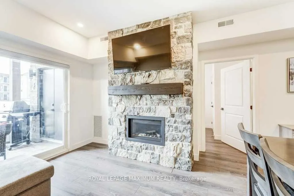 10 Beausoleil Lane, #204