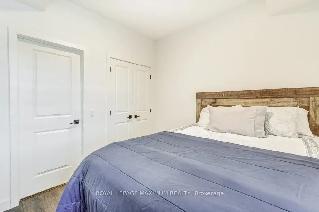 10 Beausoleil Lane, #204