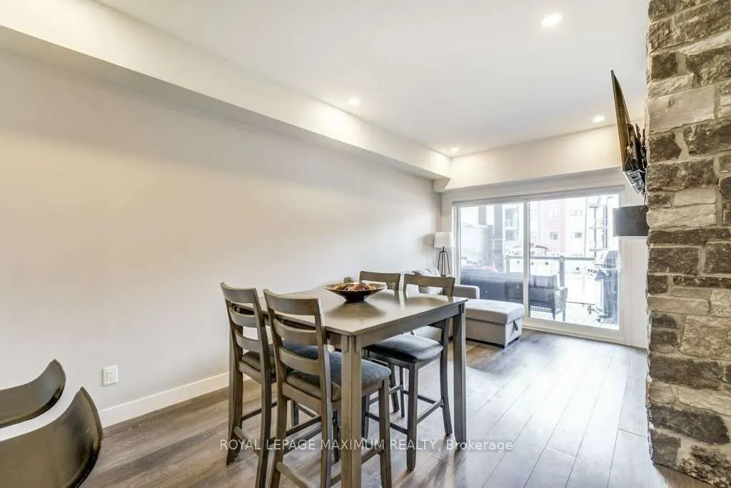 10 Beausoleil Lane, #204