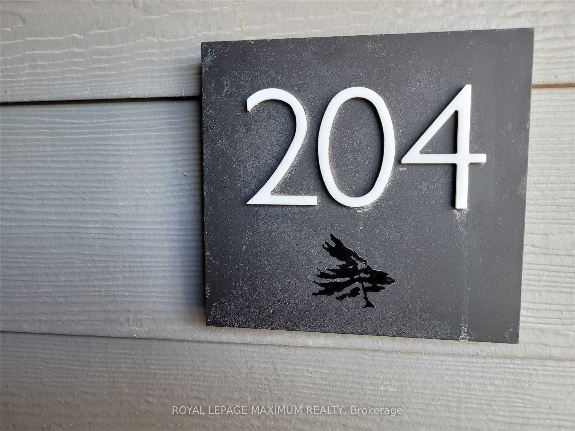 10 Beausoleil Lane, #204