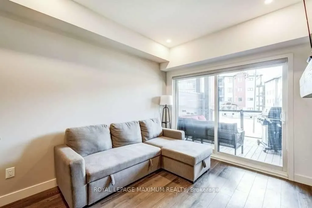 10 Beausoleil Lane, #204