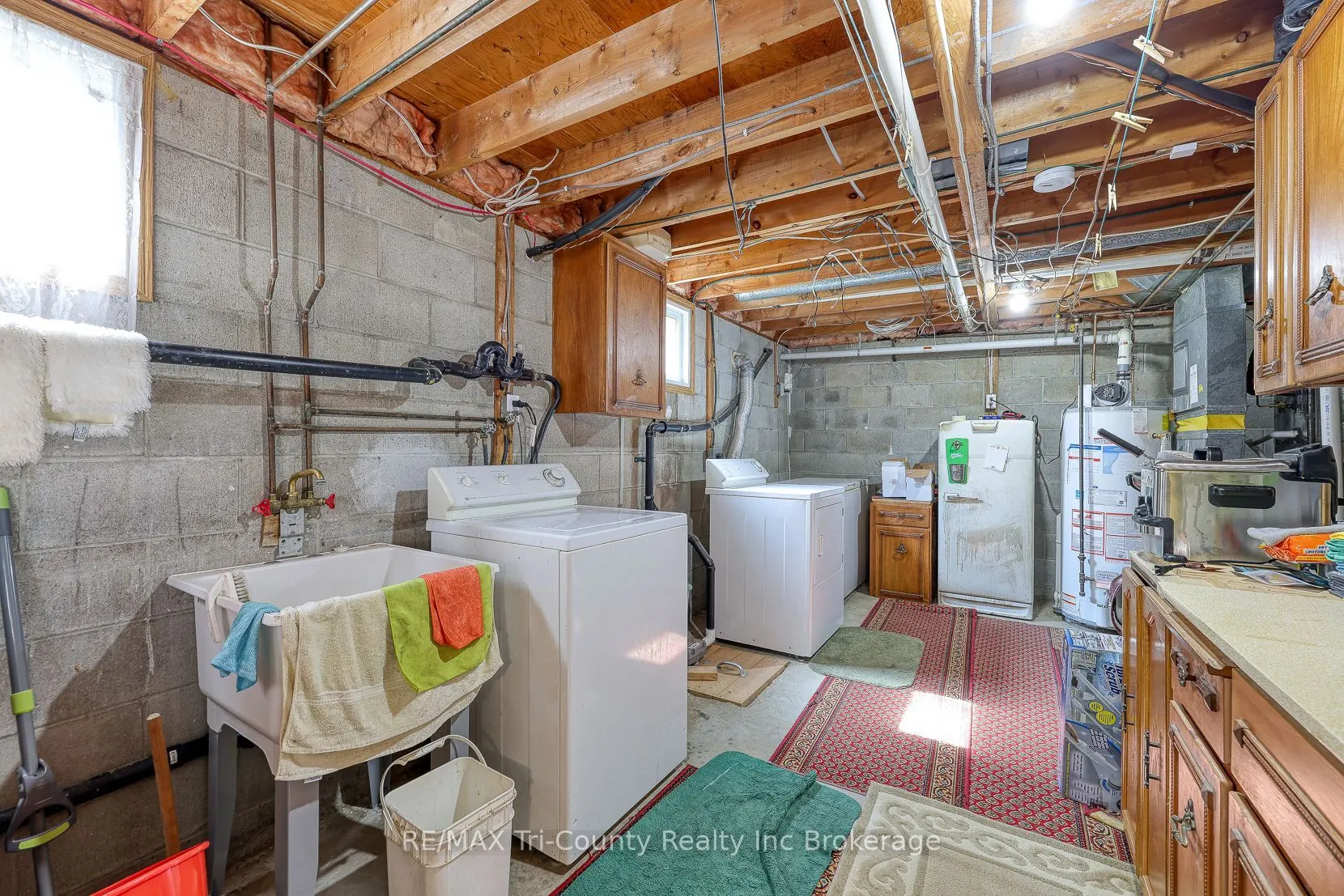 14 Lowrie Crescent
