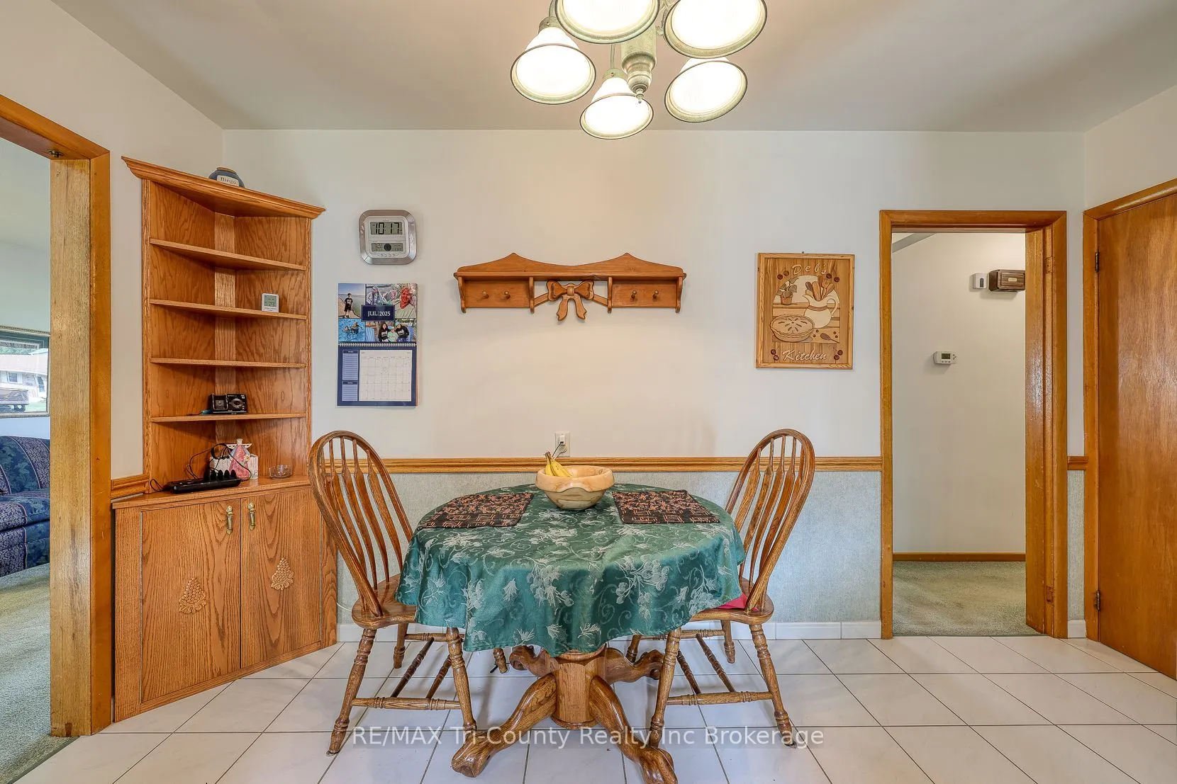 14 Lowrie Crescent