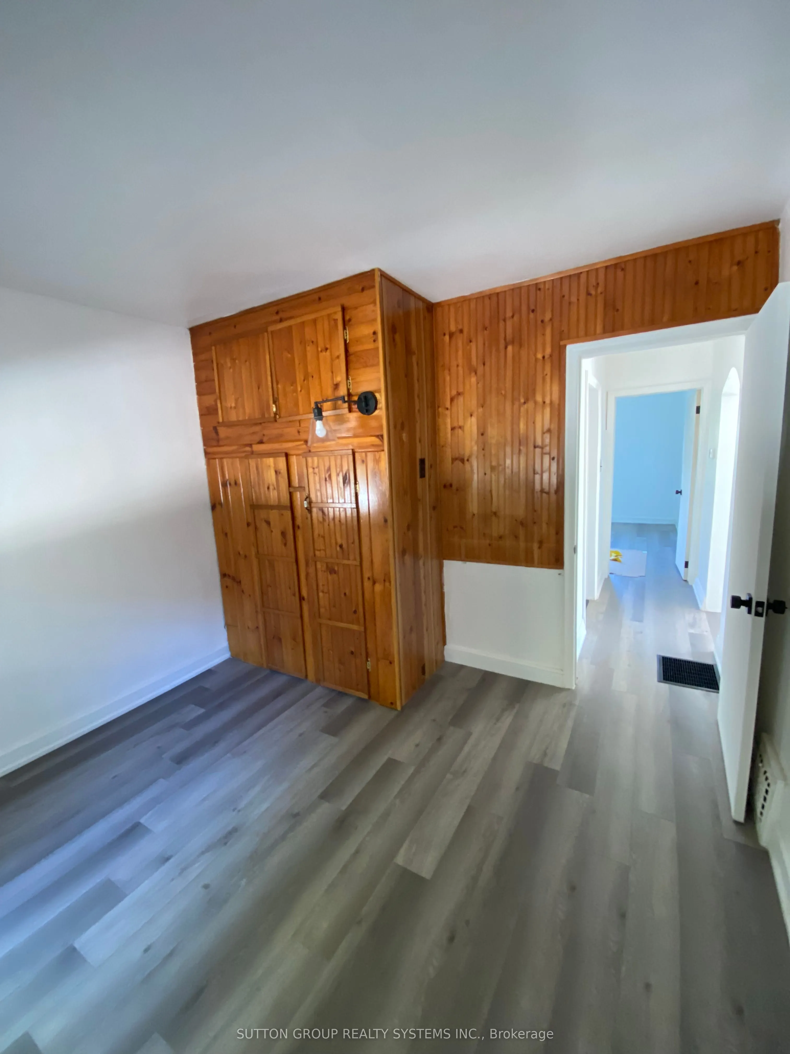 30 Perry Avenue