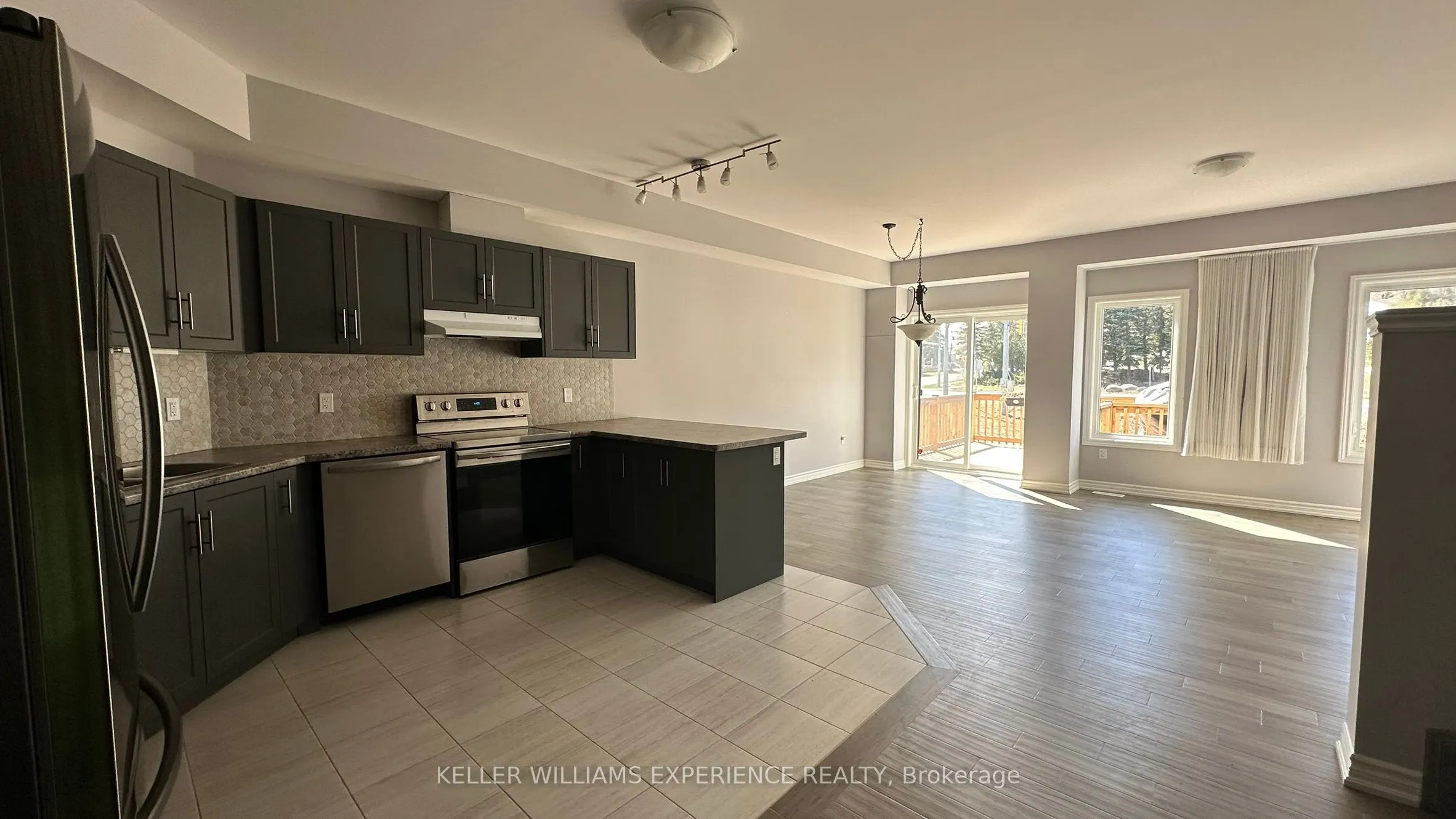 106 Delphi Court, #147