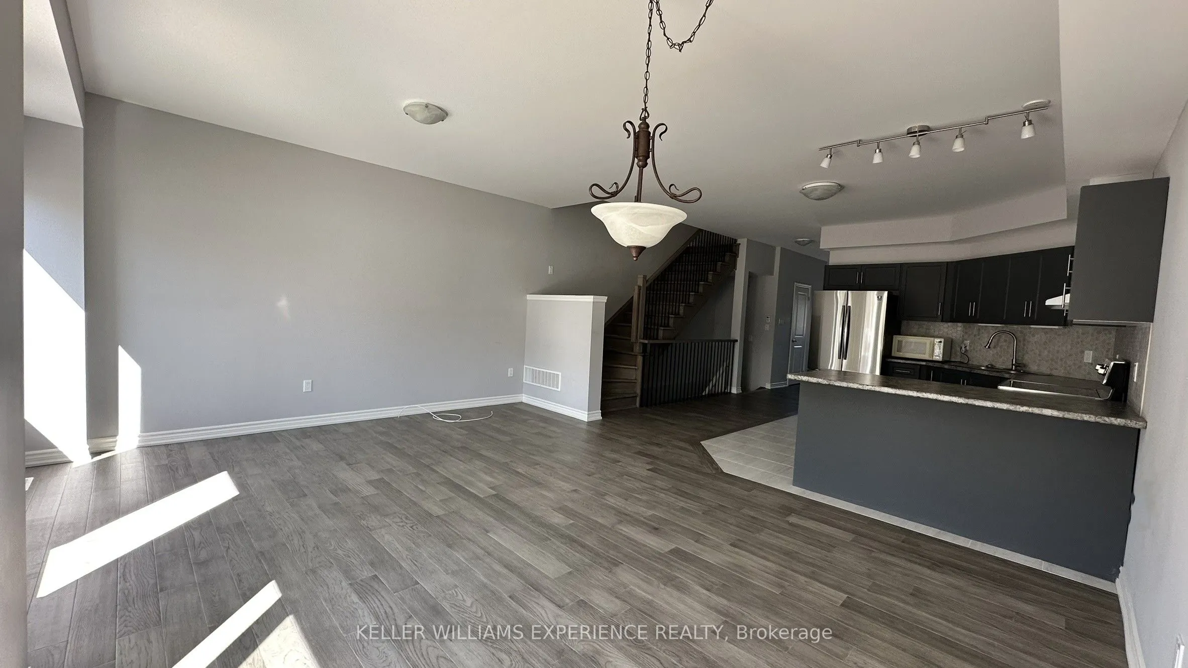 106 Delphi Court, #147