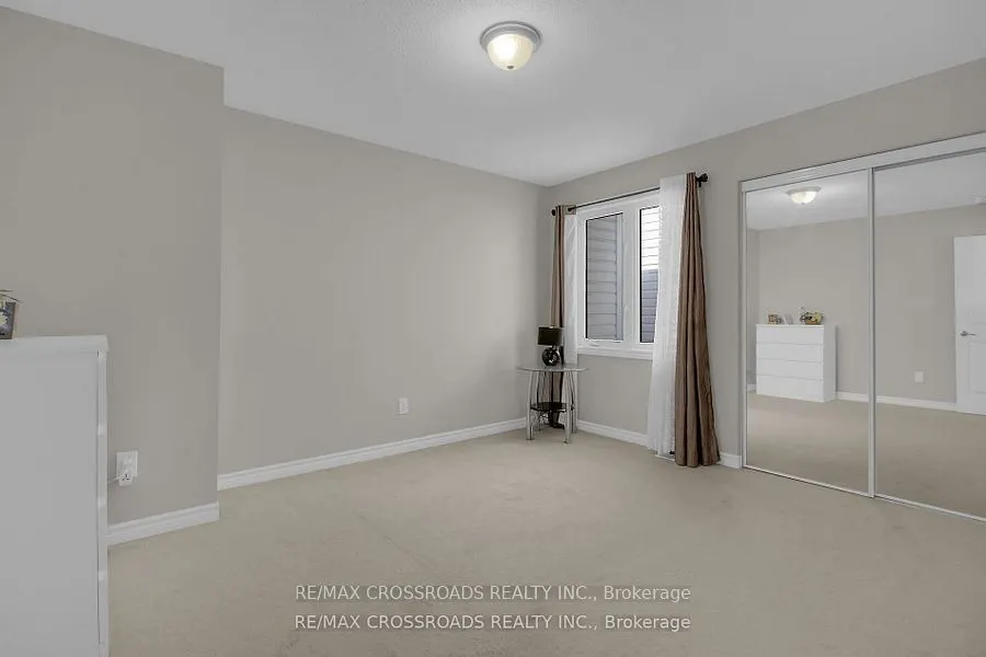 906 Whimbrel Way