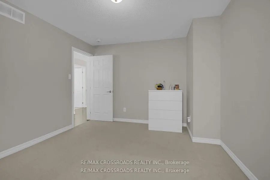 906 Whimbrel Way