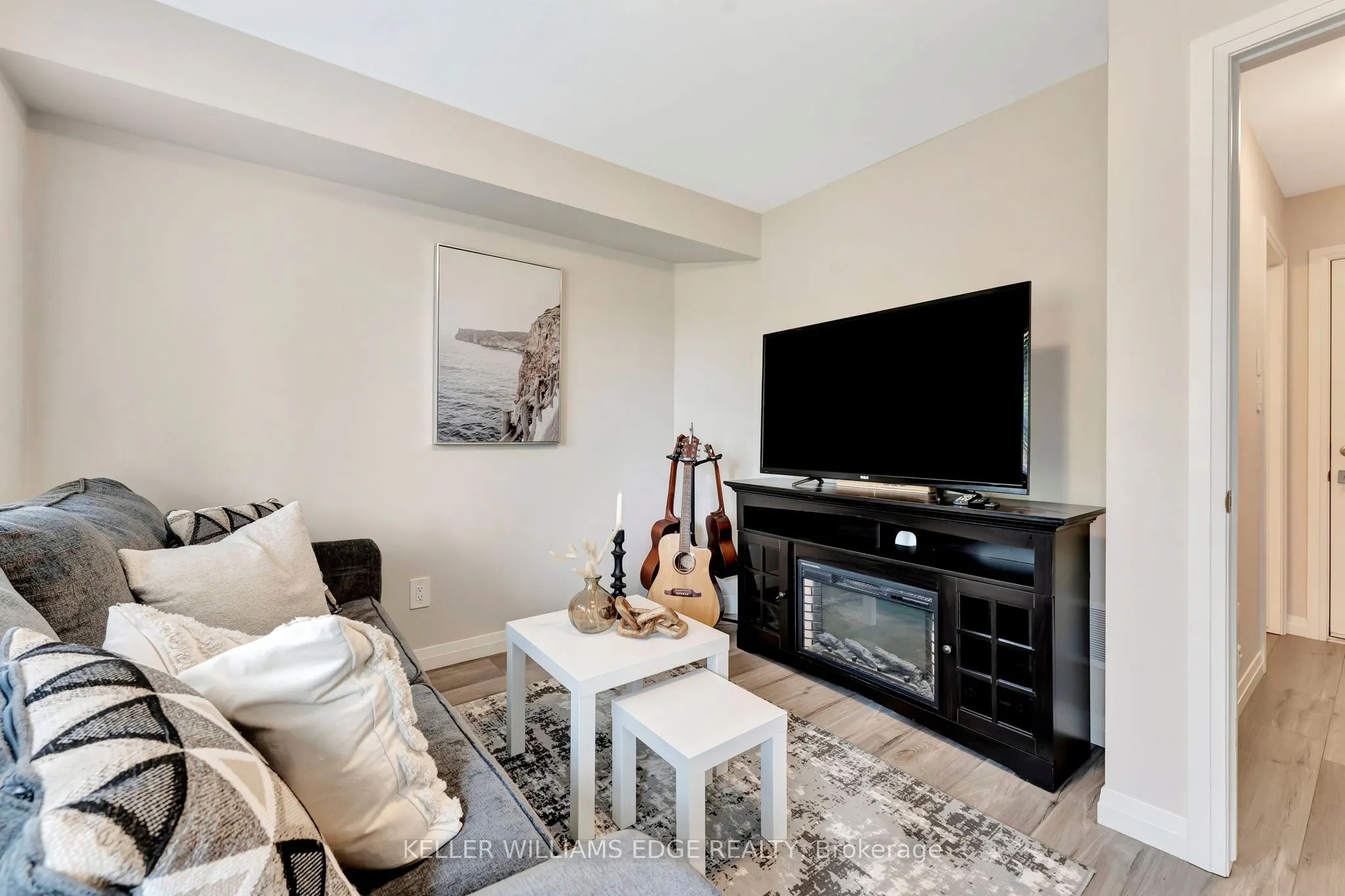 720 Grey Street #32