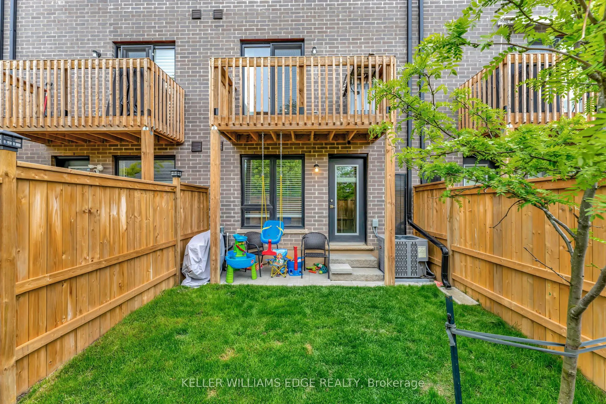 720 Grey Street #32