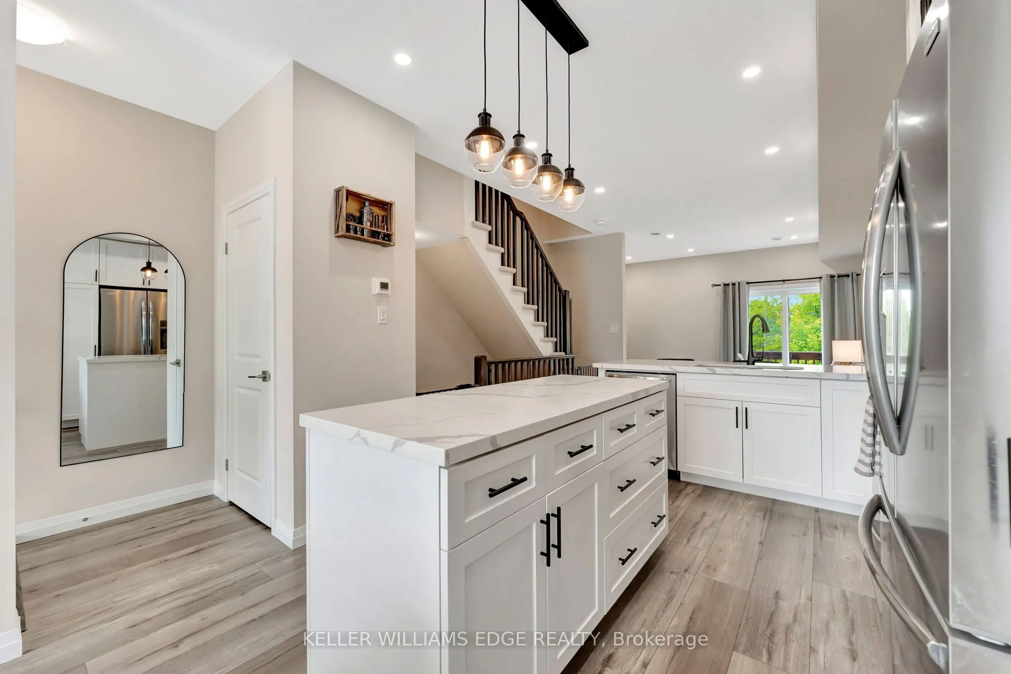 720 Grey Street #32