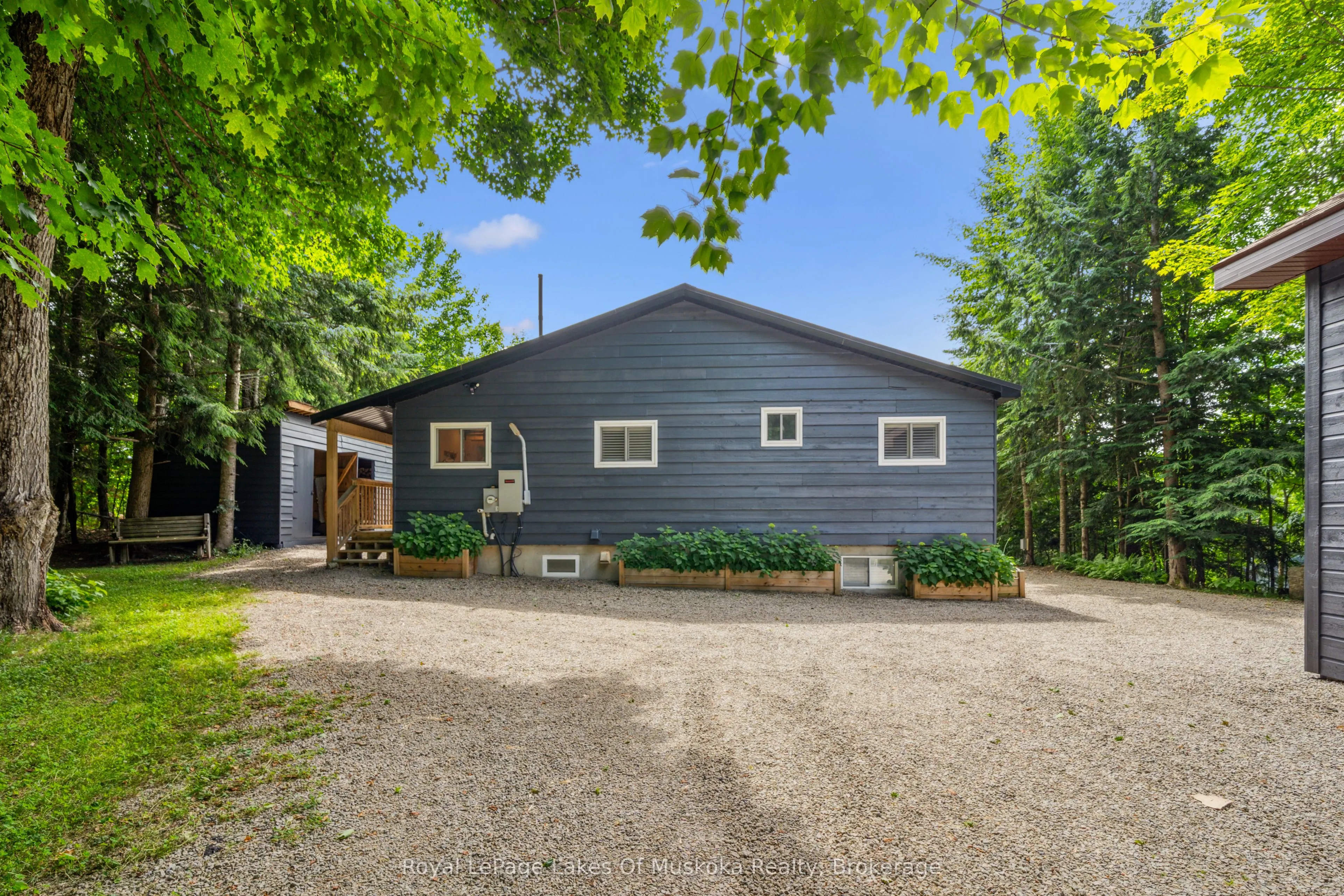 1315 Wolf Circle