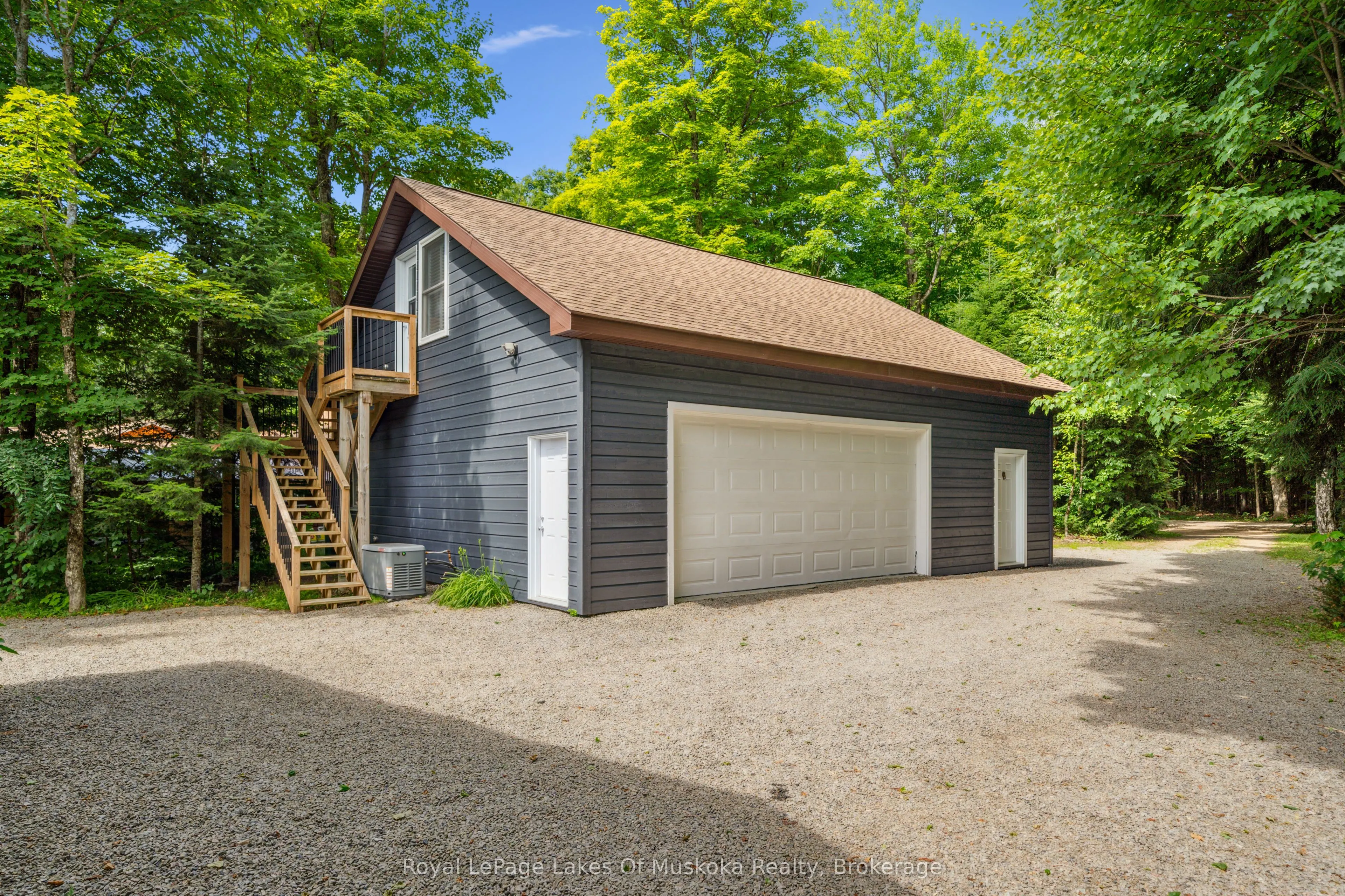 1315 Wolf Circle