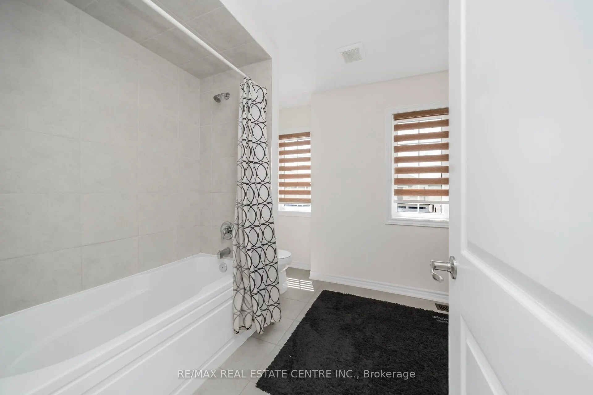 16 Flagg Avenue