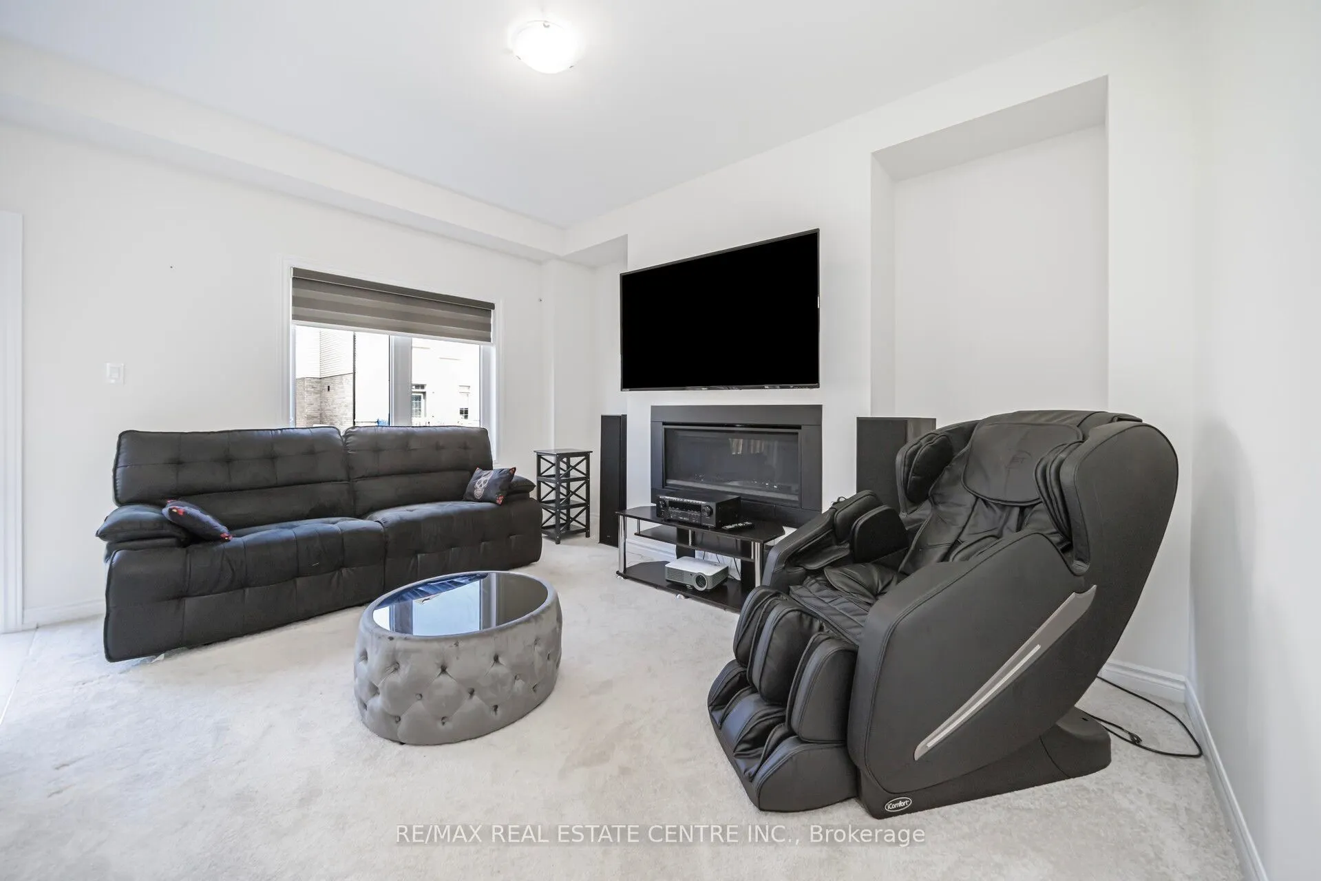 16 Flagg Avenue