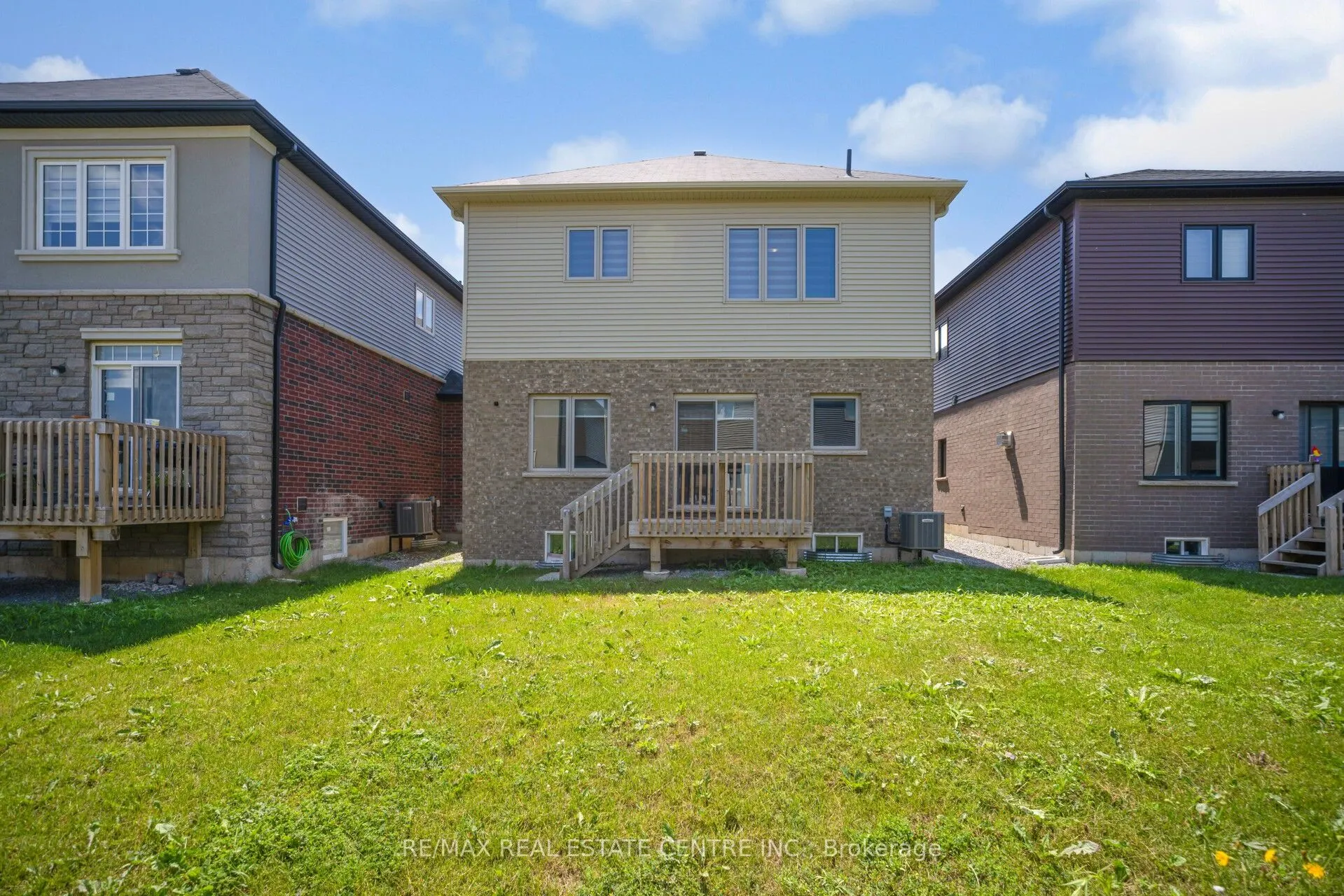 16 Flagg Avenue