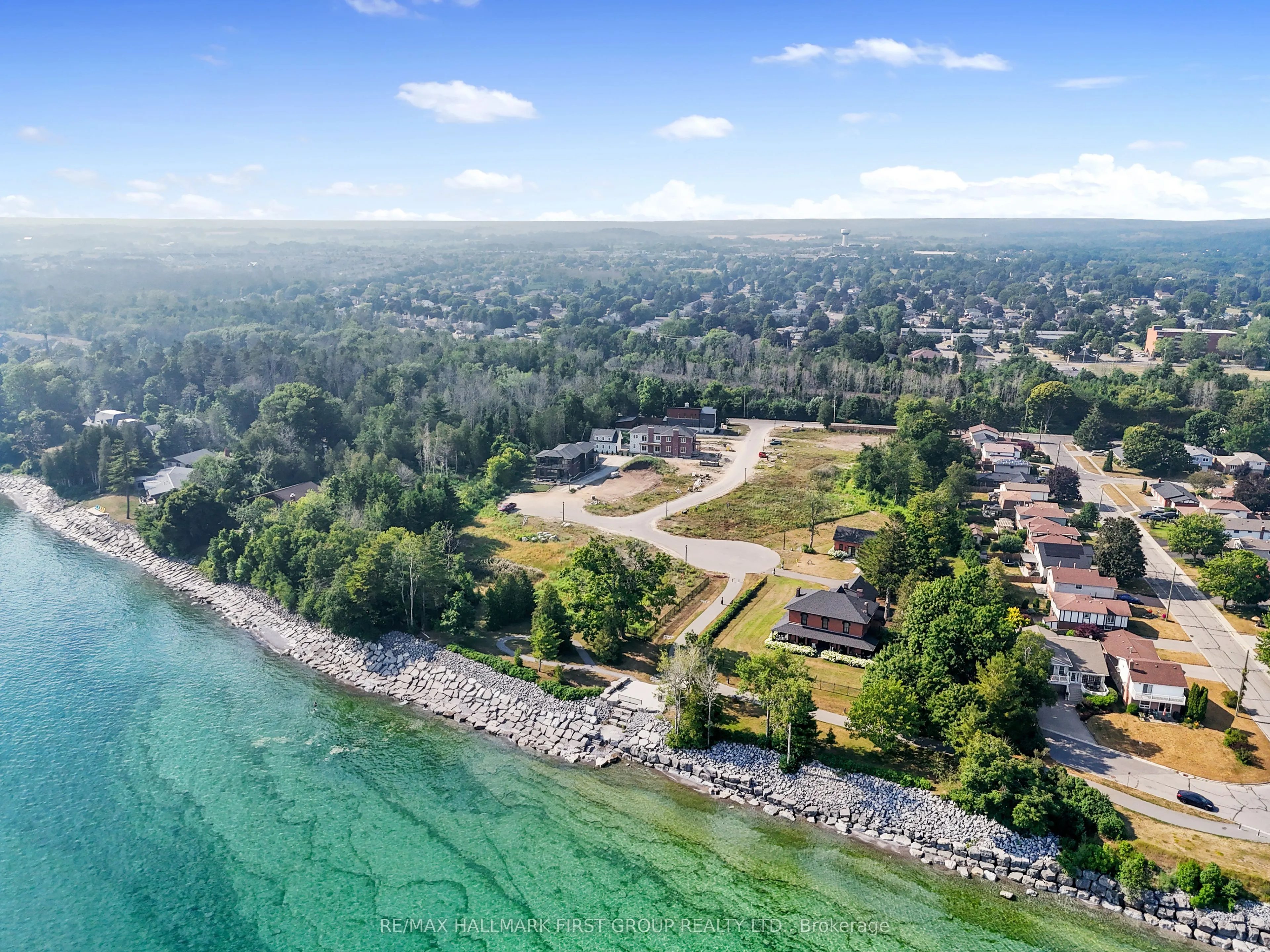 213 Suzanne Mess Boulevard