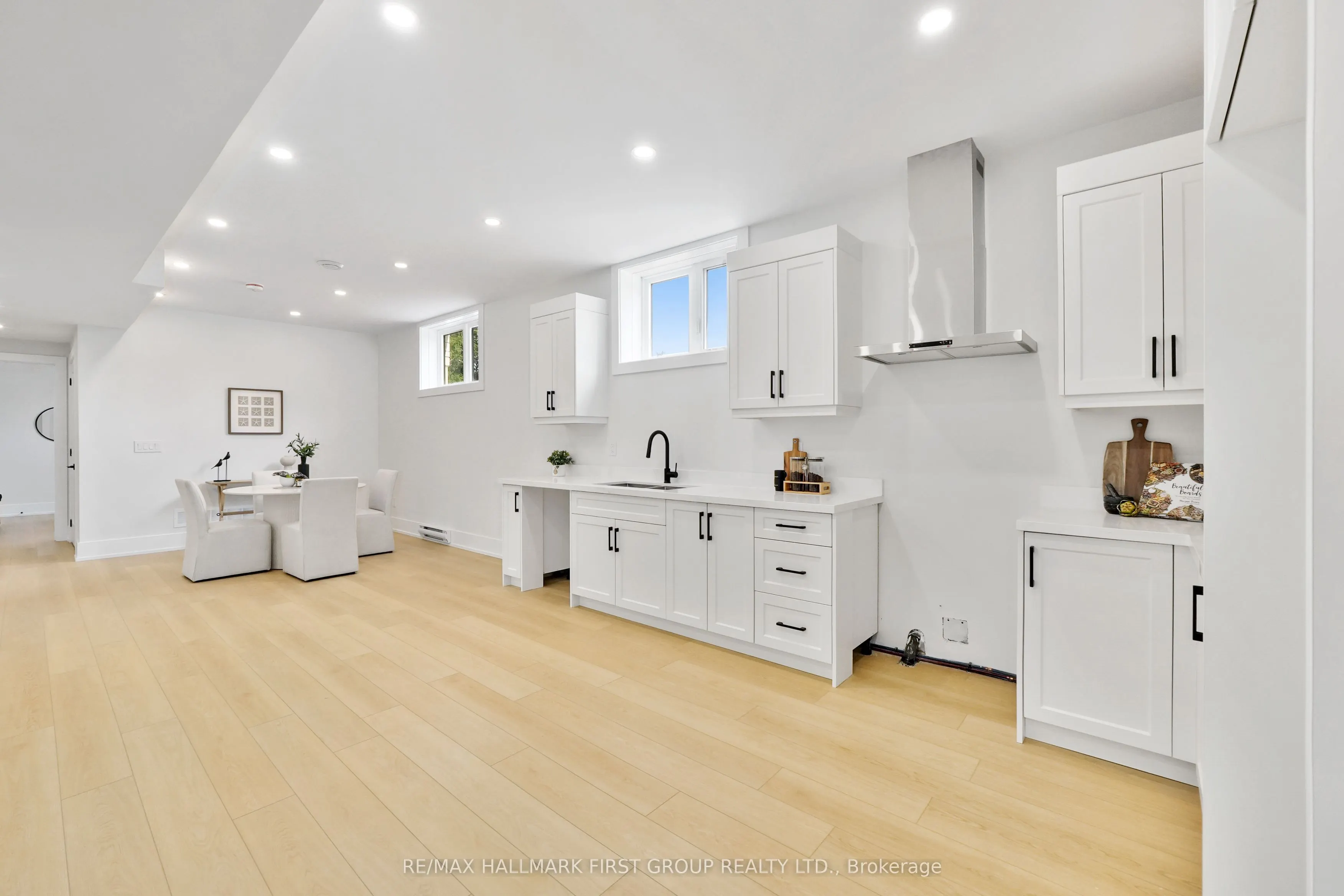 213 Suzanne Mess Boulevard