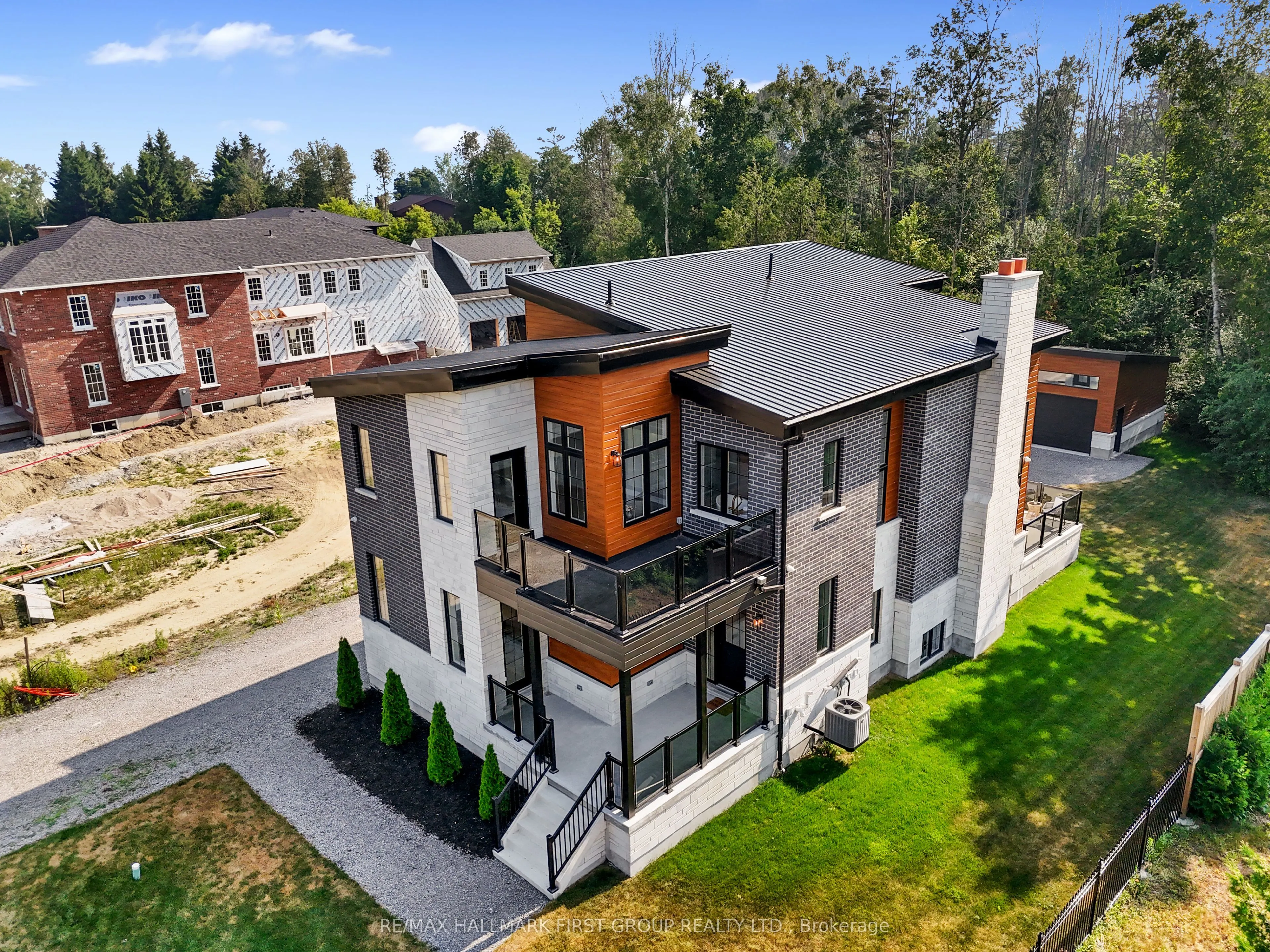213 Suzanne Mess Boulevard
