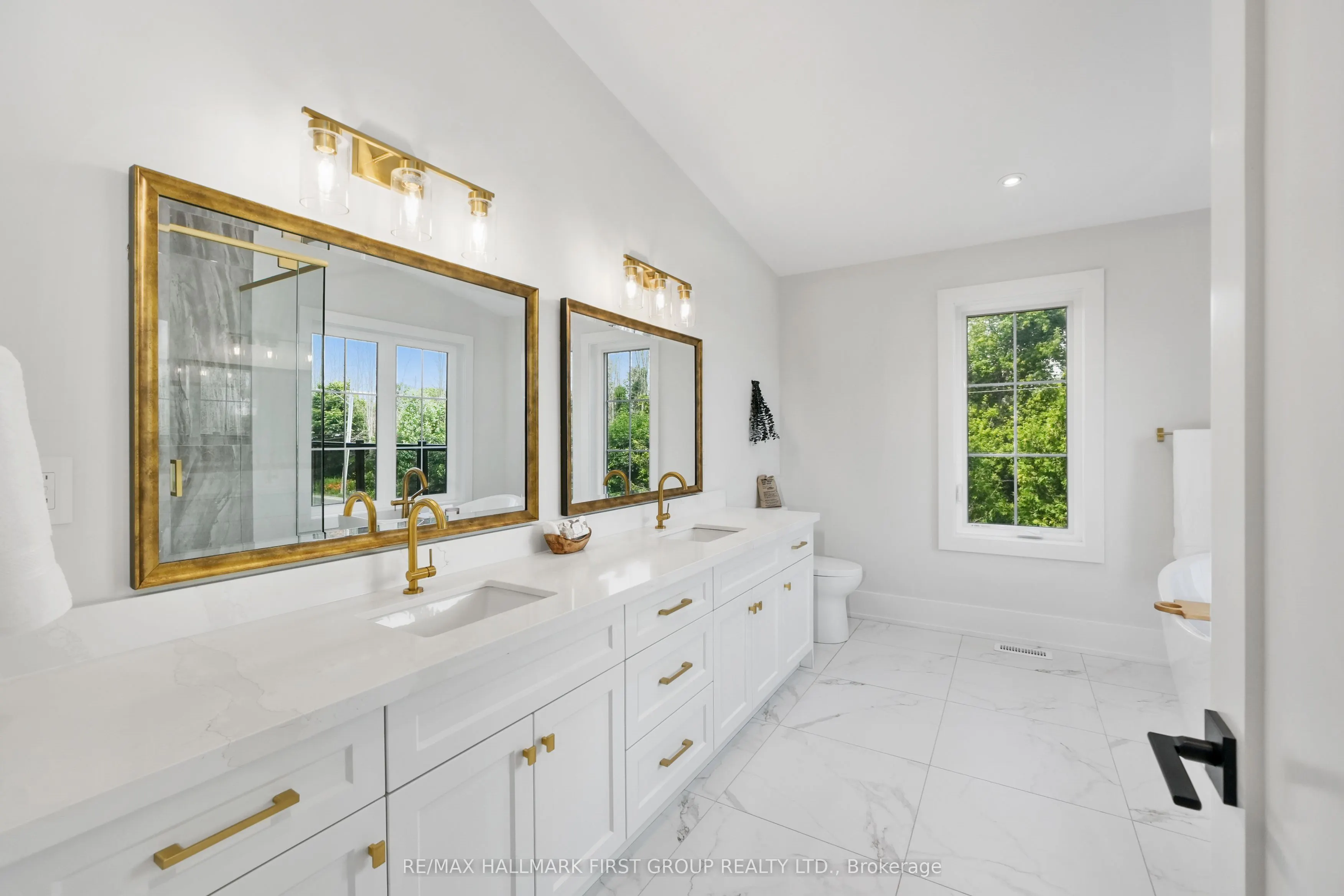 213 Suzanne Mess Boulevard