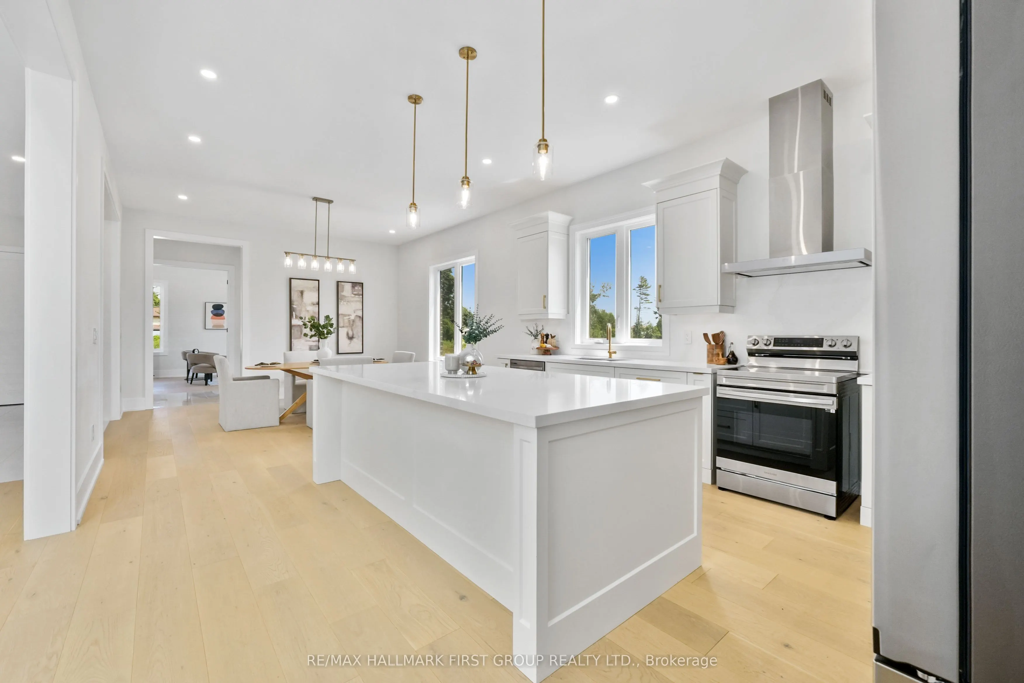 213 Suzanne Mess Boulevard