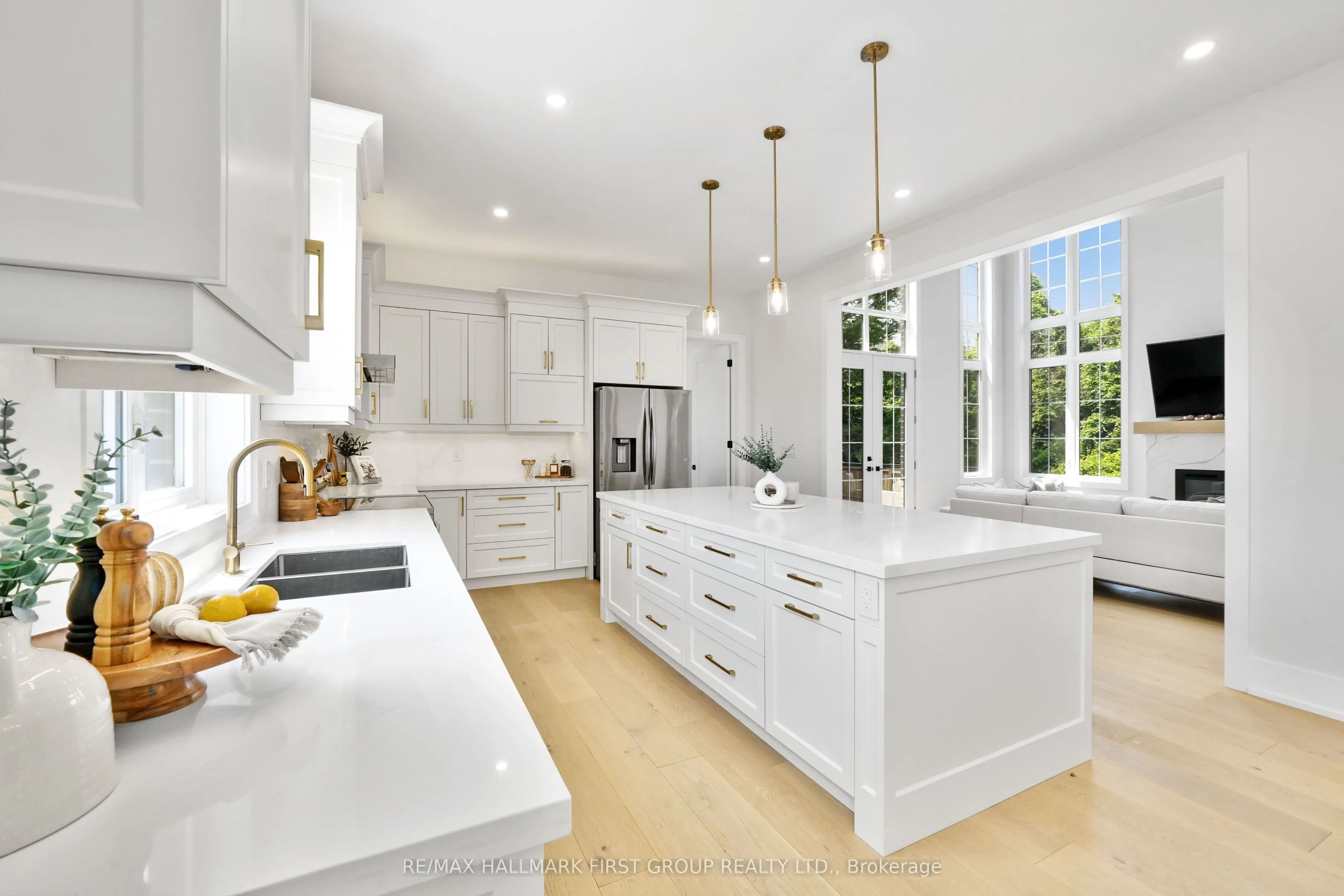 213 Suzanne Mess Boulevard