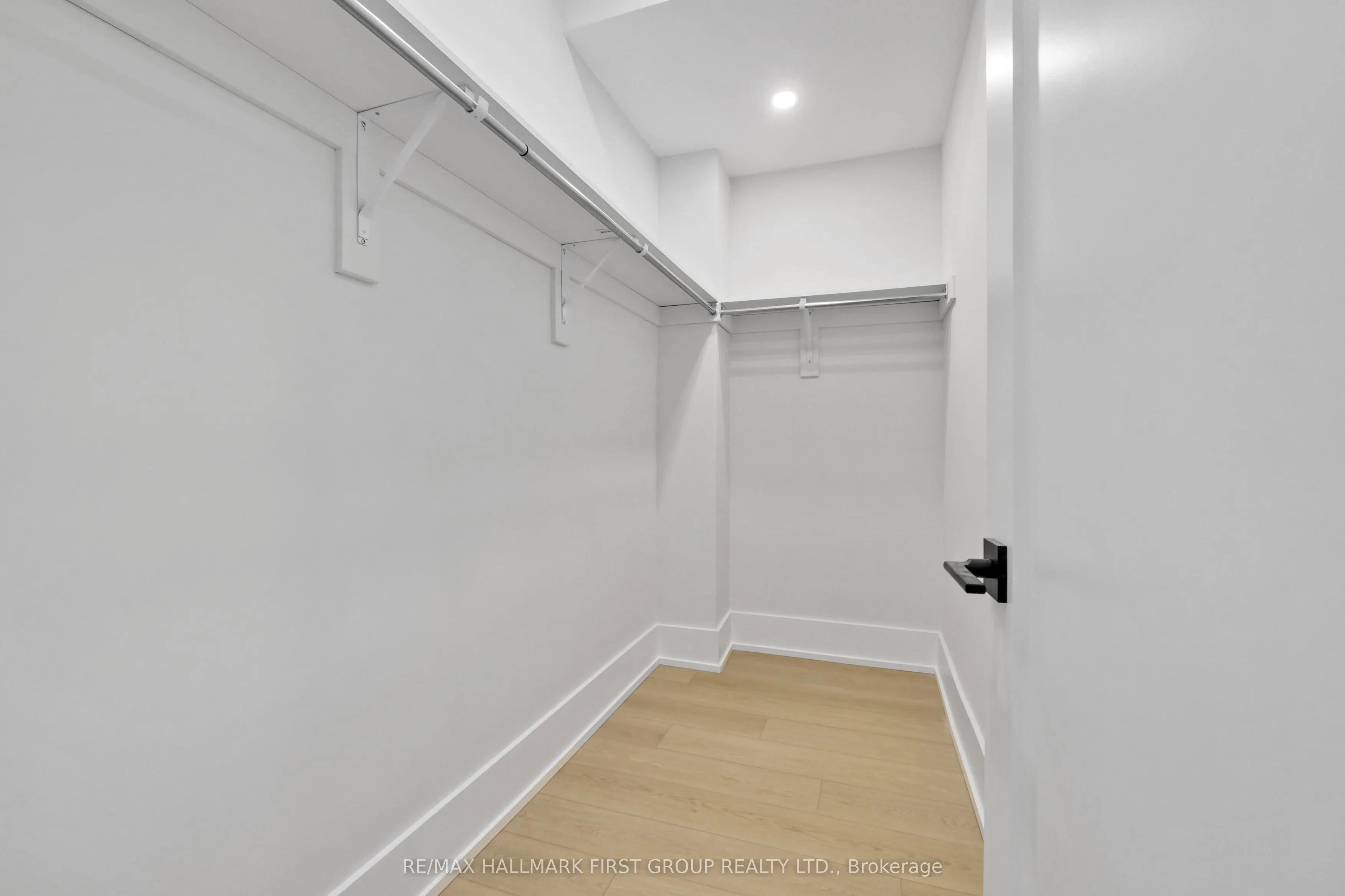 213 Suzanne Mess Boulevard