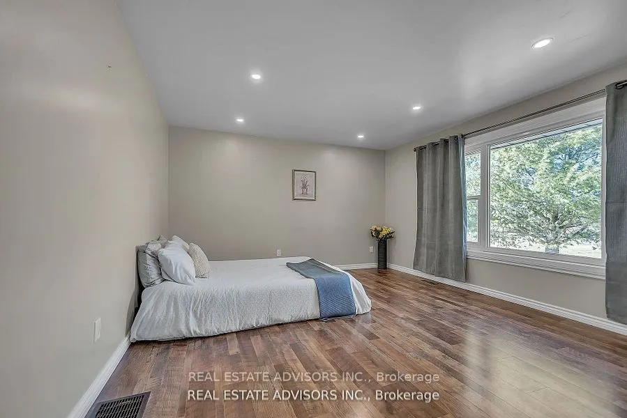 1633 Station Road