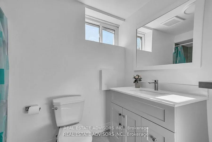 1633 Station Road