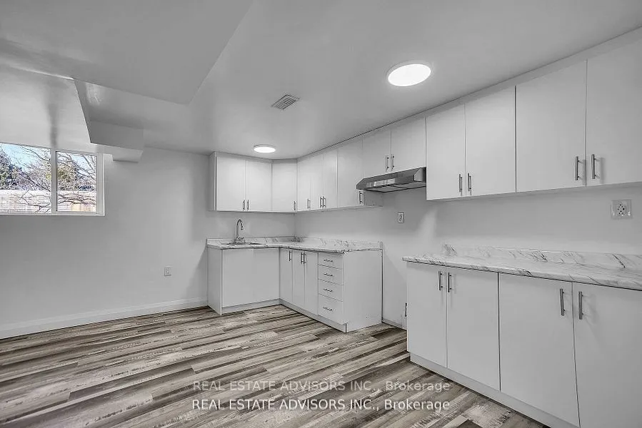 1633 Station Road