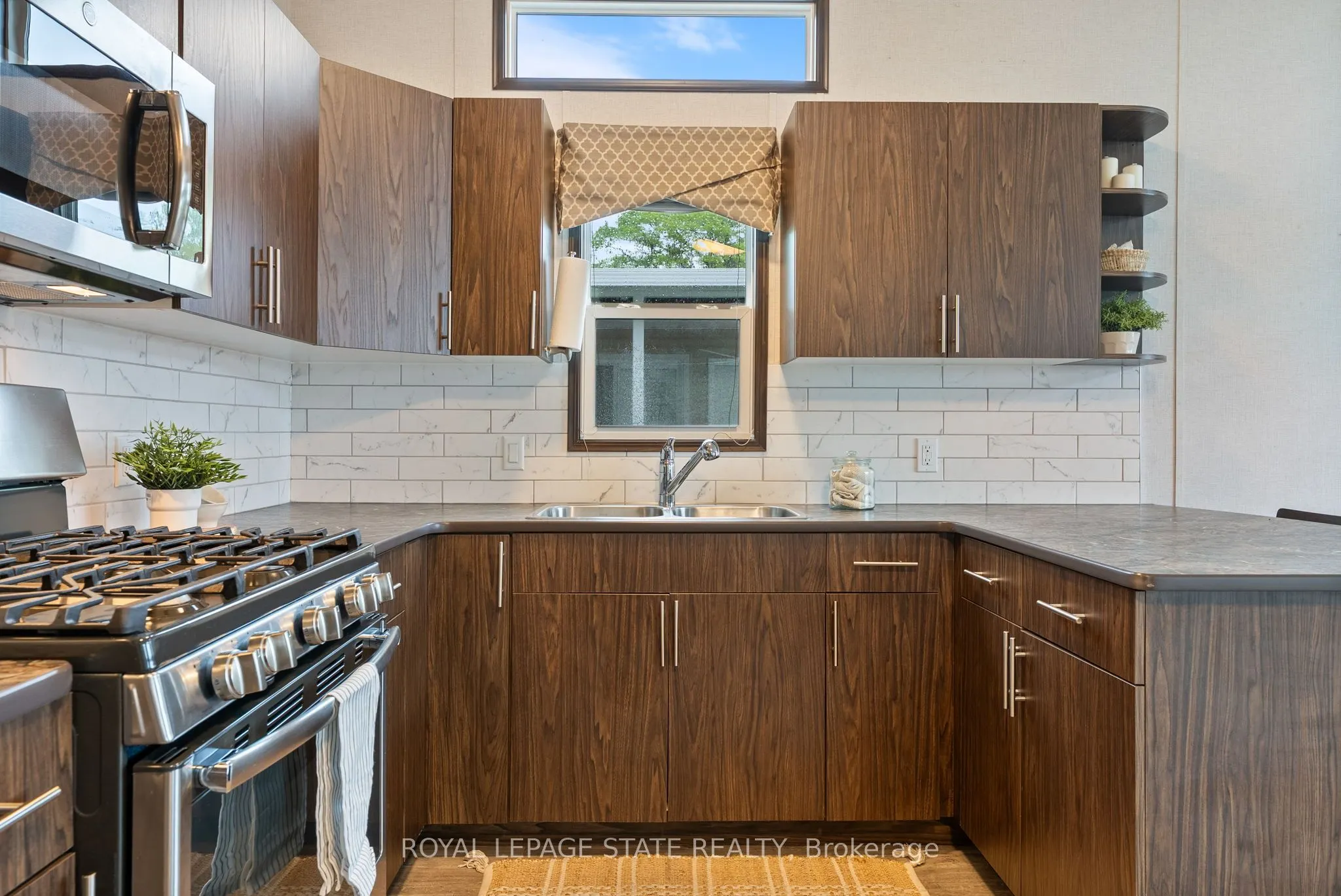 490 Empire Road, #213
