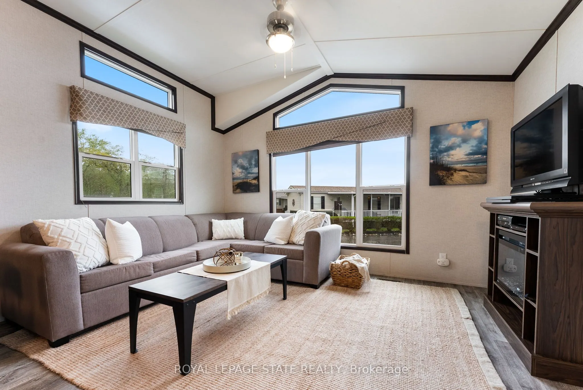 490 Empire Road, #213