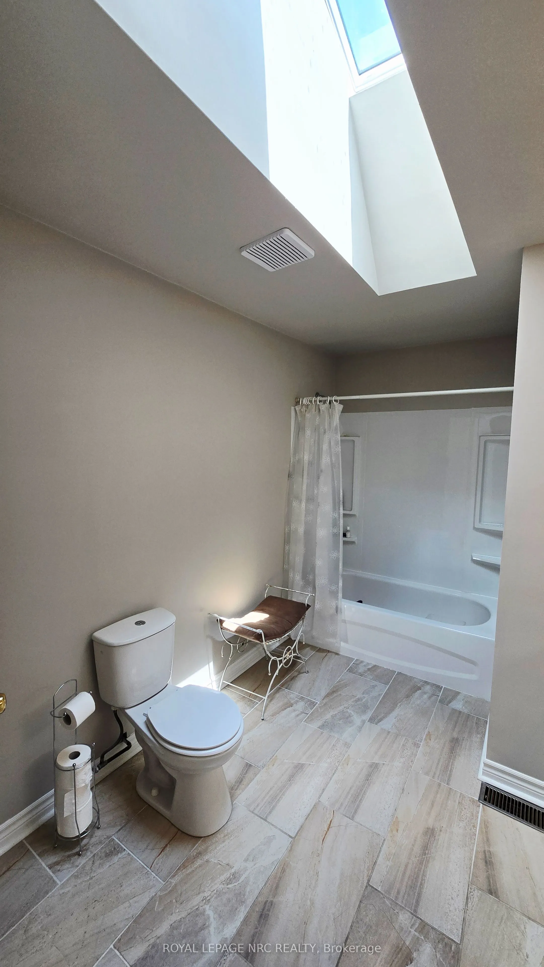 145 Leaside Drive